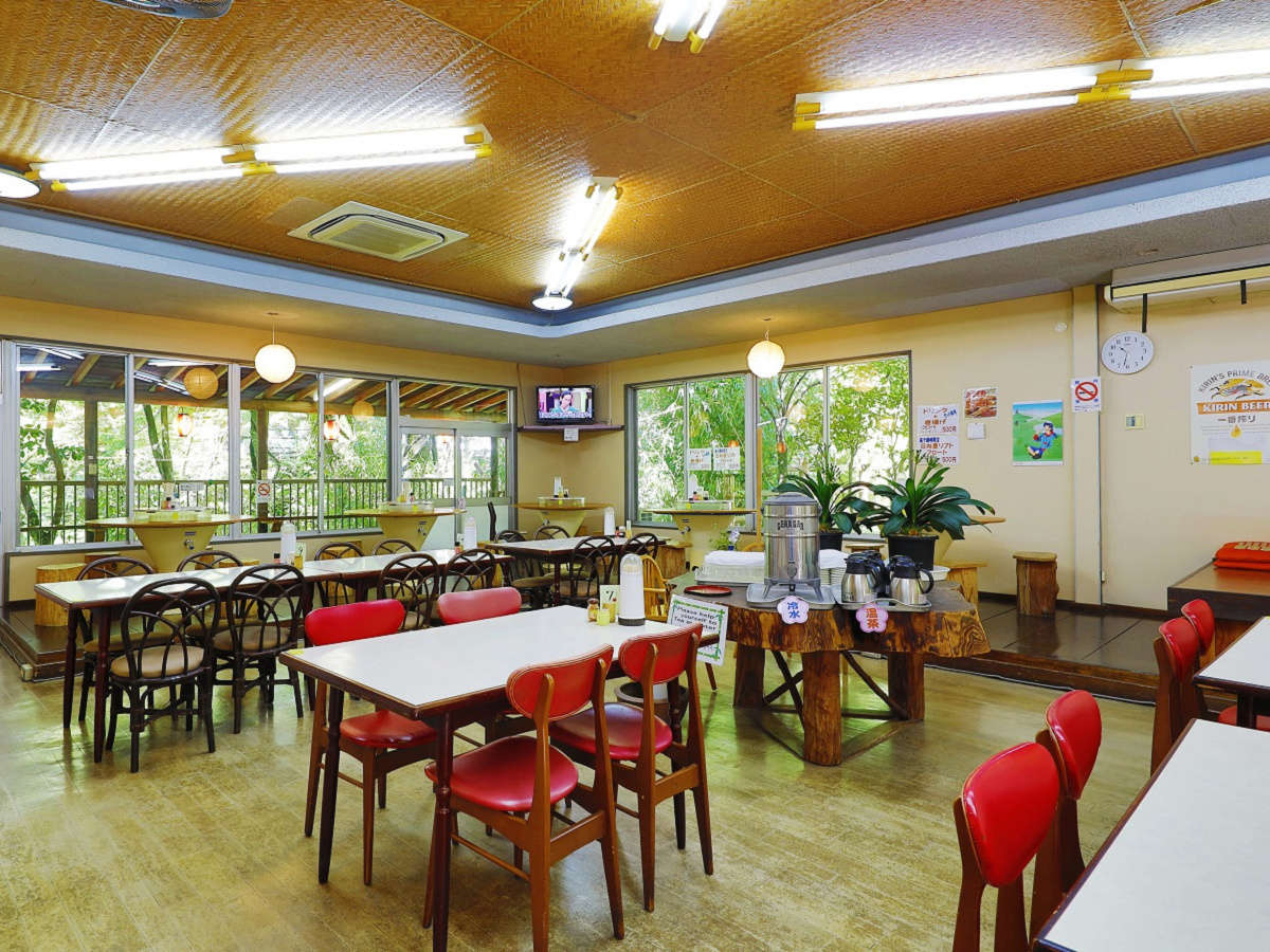 食事処：まない