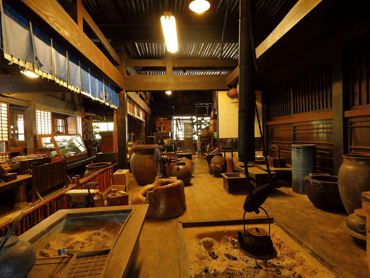 神楽宿：民族資料「蔵」