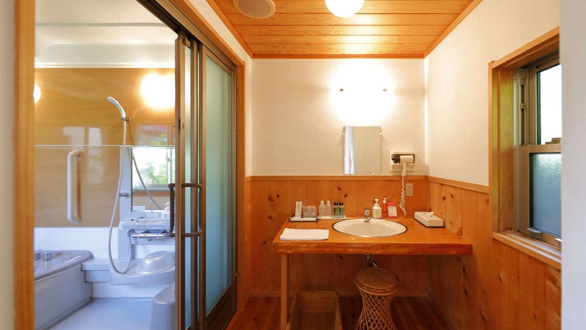 離れ和室【瑠璃】（6畳＋4.5畳）