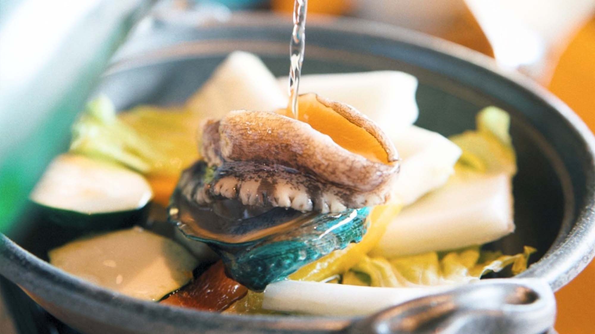【海辺の鮨宿】「ふぐ＆鮨コース」さらに鮑ステーキ付＜鮨屋台＞贅沢！とらふぐ＆鮨づくしプラン1泊2食付