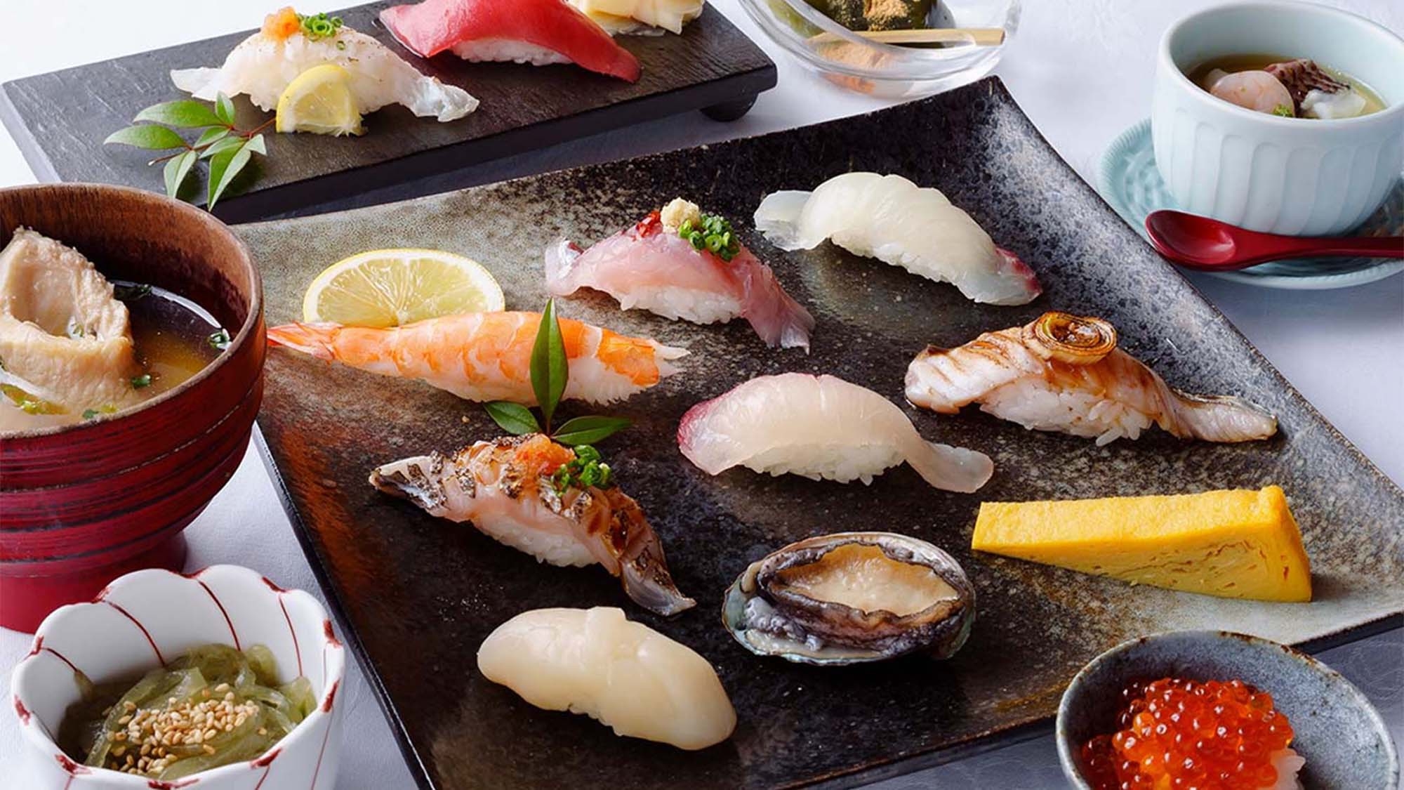 今だけ！平日限定価格＜鮨屋台スペシャル＞ 海辺の鮨宿でゆっくり宿泊体験！21時間ステイ／2名様〜