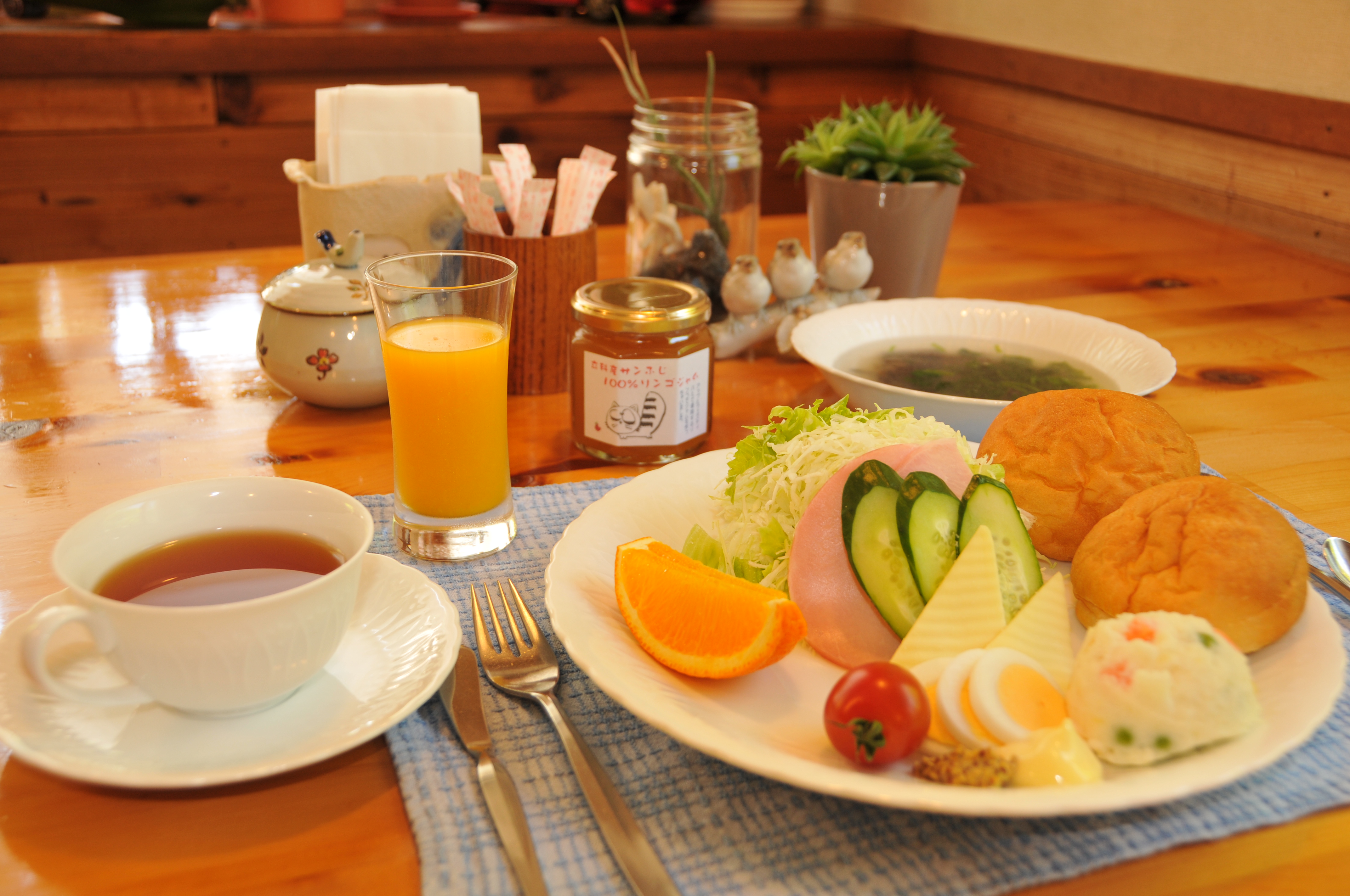ある日の朝食　～お好みサンドイッチ～