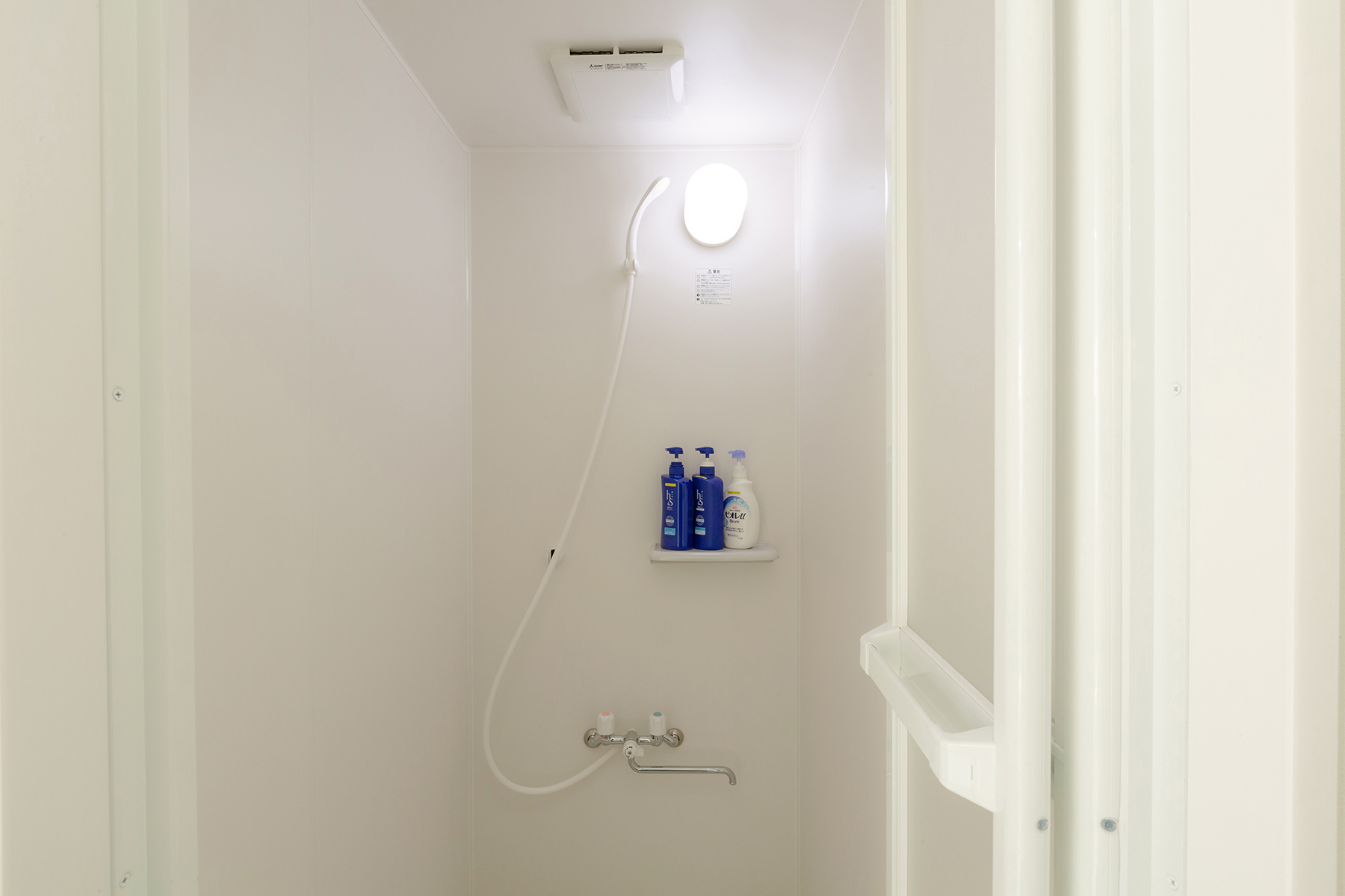 【八重家河原町】　シャワー室