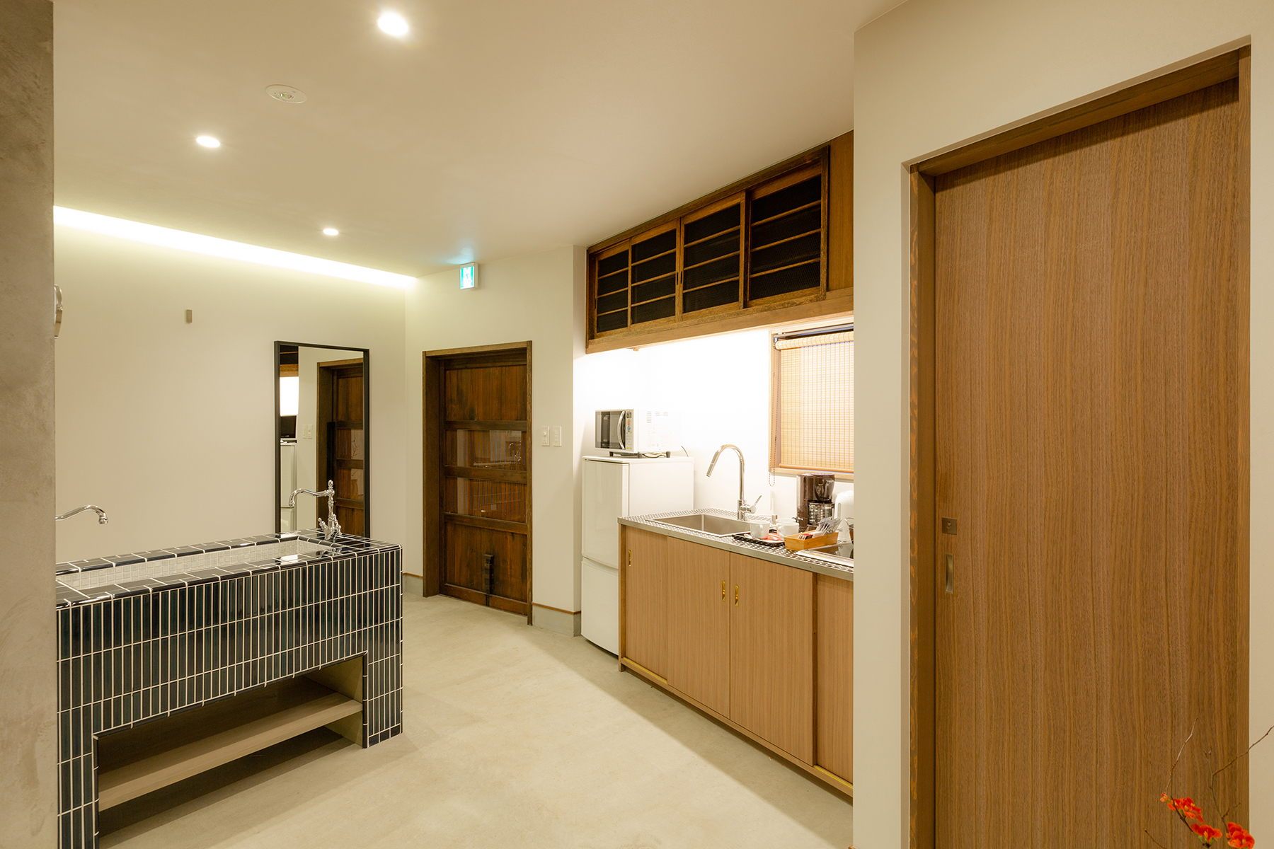 【八重家若宮町】　土間キッチン