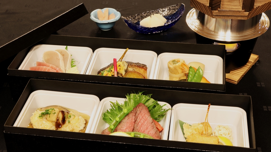 ご夕食はお部屋でゆっくり♪2種類から選べる「旬菜弁当」