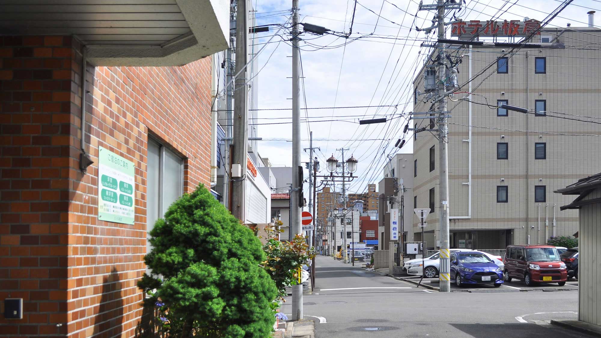 【外観】本館から南館