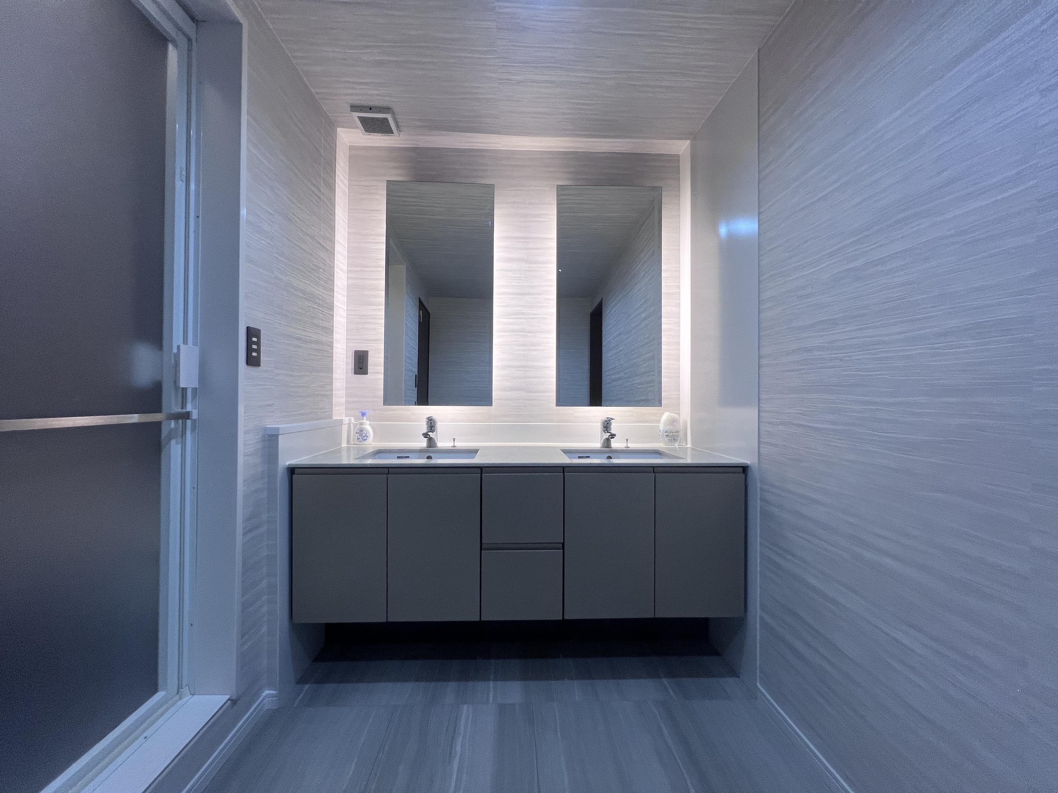 2Fスイートルーム　脱衣所