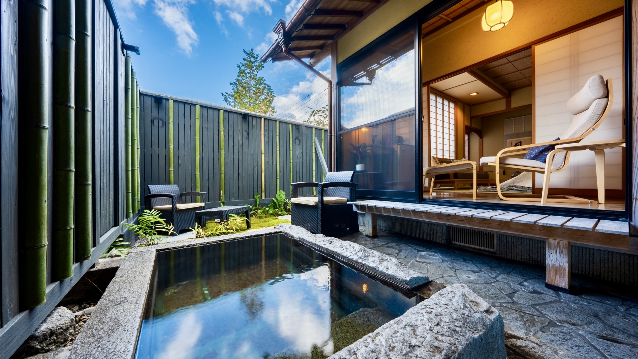 【本館】特別室「和室8畳＋6畳」露天風呂付き／1階