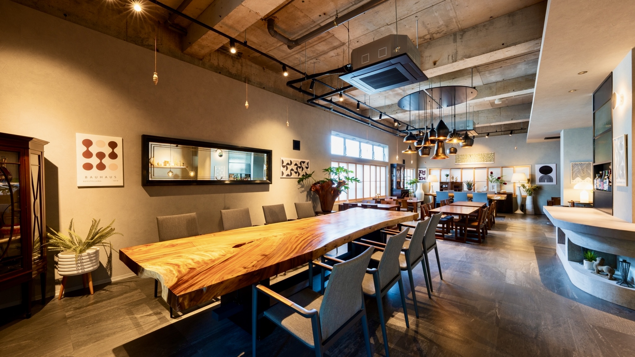 館内レストラン