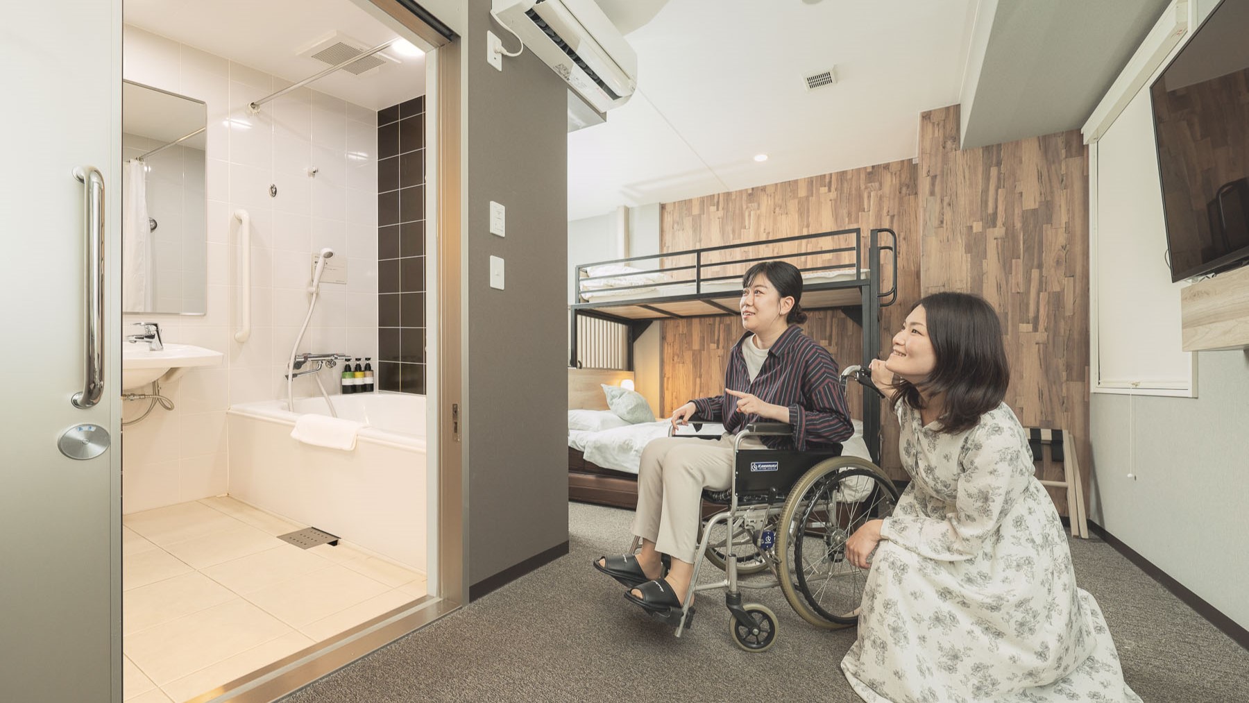 車椅子でもご利用頂けます　※ご予約の際は店舗にお問合せ下さい。