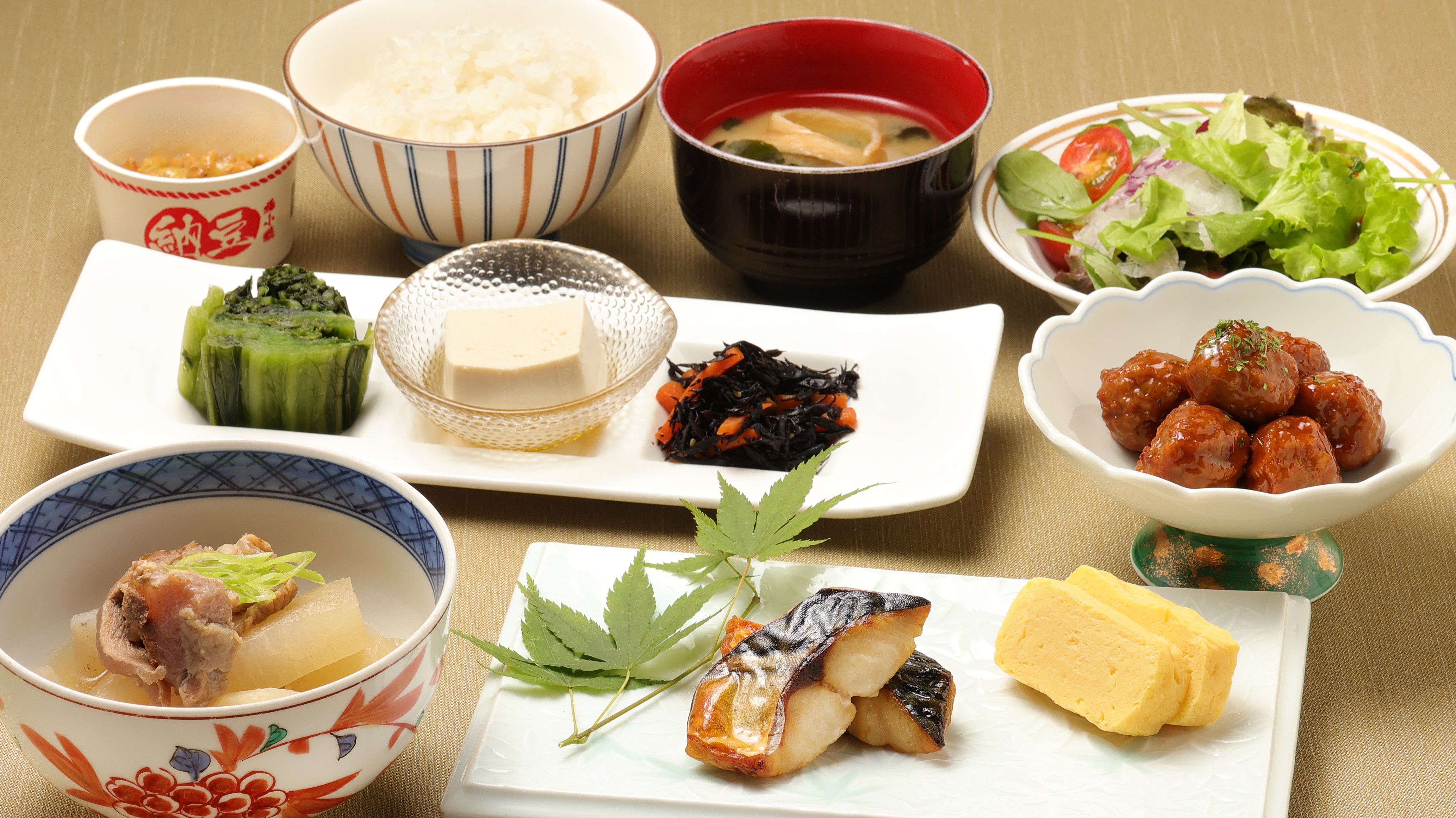 ＜朝食バイキング＞和食盛り付けイメージ