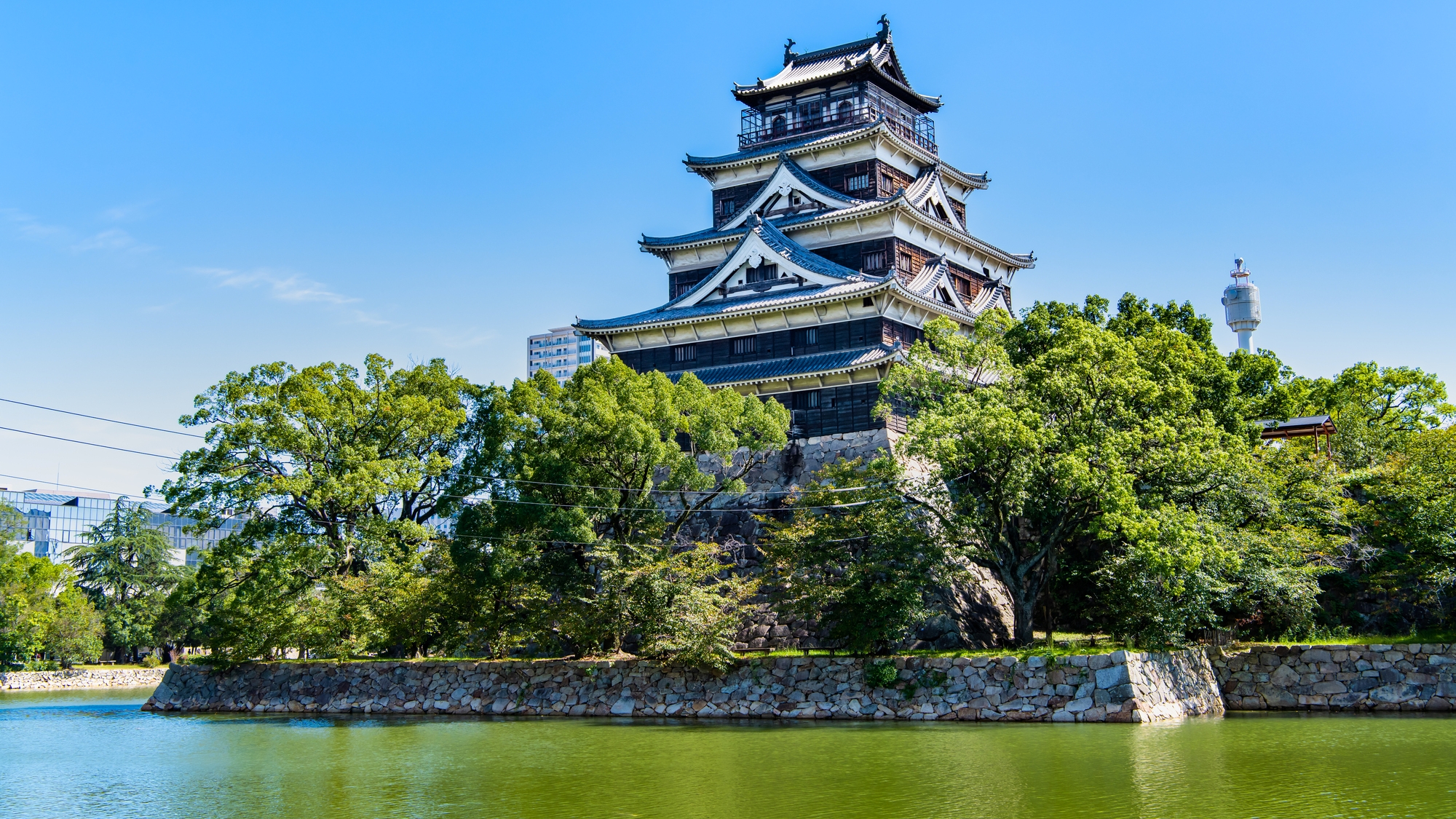 【当館から車で8分】毛利輝元が築いた、街の中心部に残る歴史ある城「広島城」
