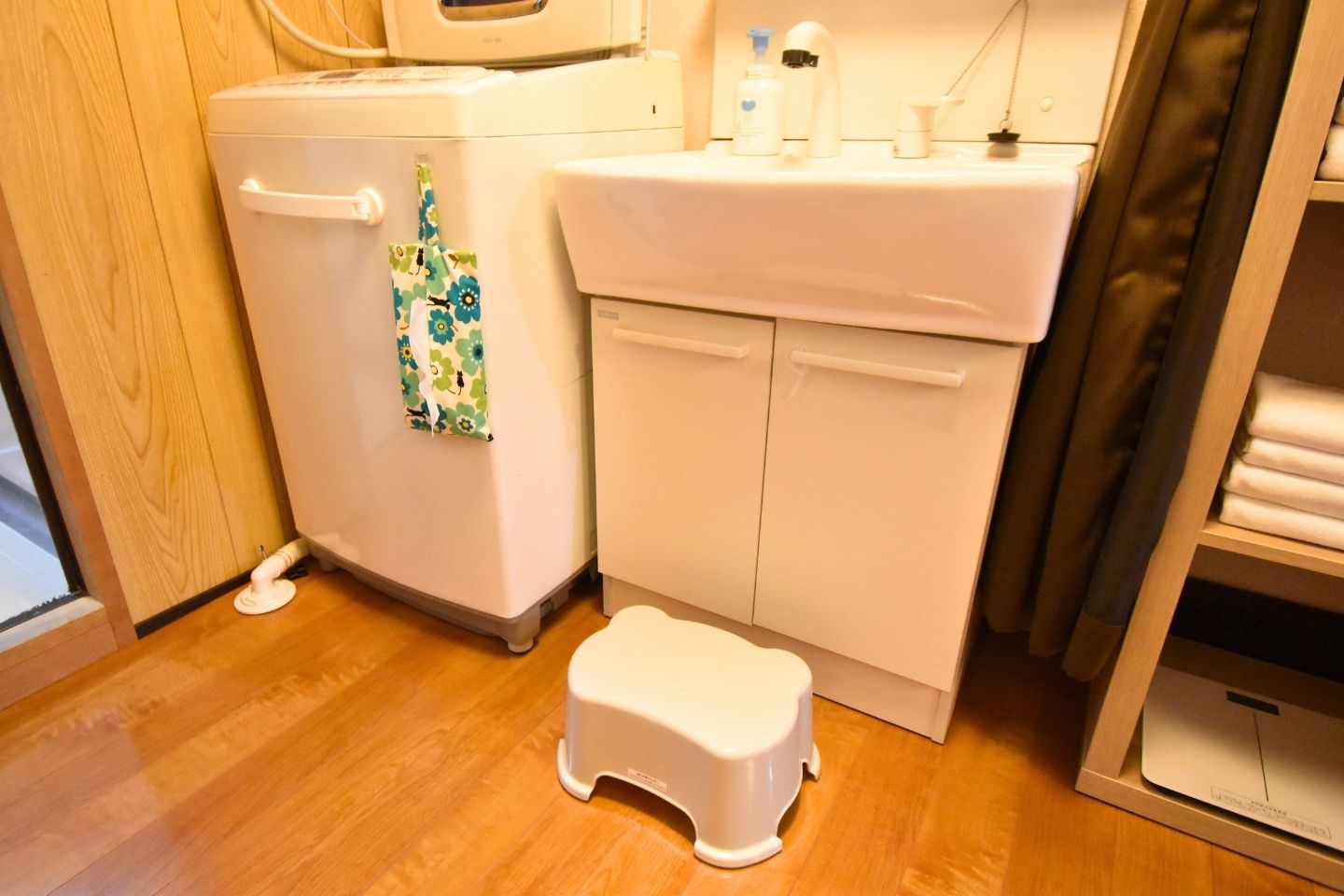 洗面台スタンド