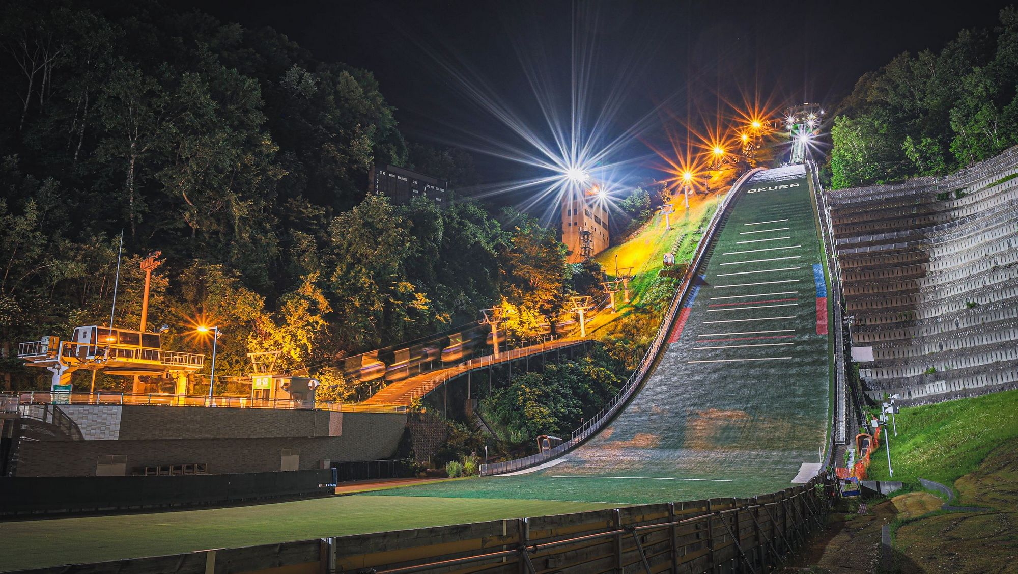 大倉山展望台／夜は夜景スポットとしても有名※撮影／2022.7
