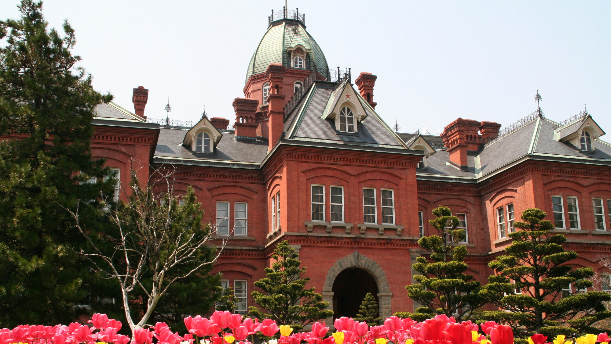 北海道庁旧本庁舎（赤レンガ）／外壁の赤い星は開拓使のシンボル※撮影／2006.05