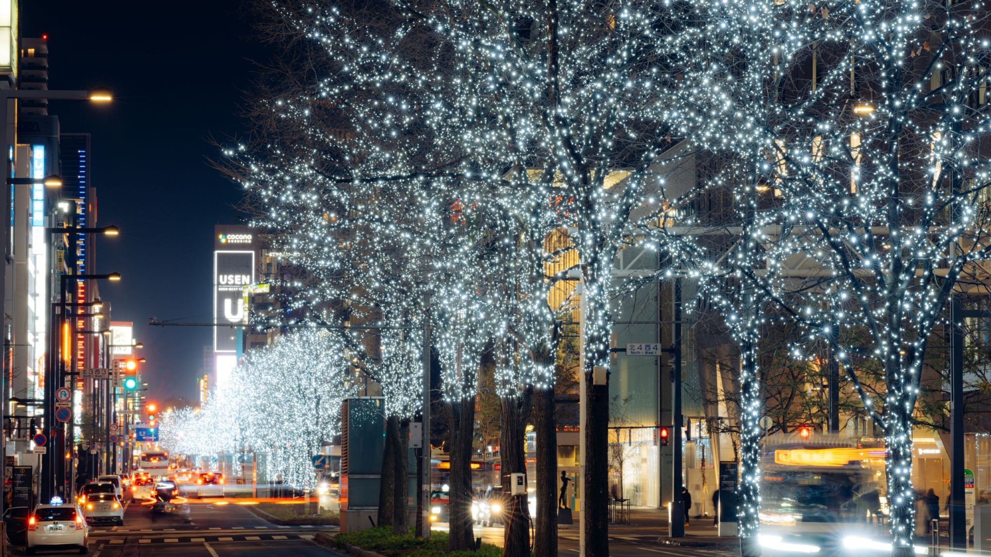 【冬の観光】イルミネーションで彩られたさっぽろ駅前通り