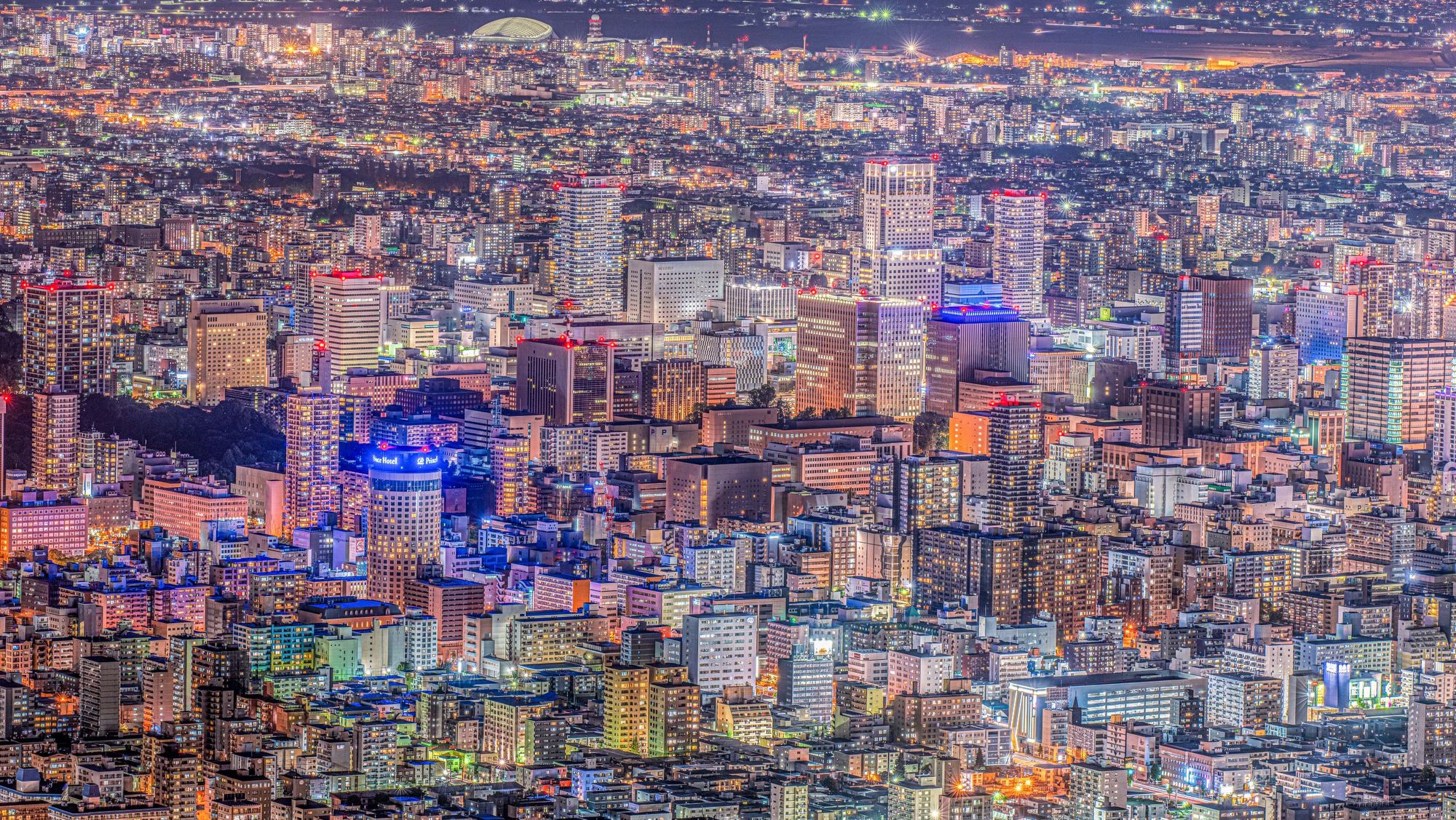 藻岩山／山頂から札幌夜景の美しさをぜひ体感して※撮影／2021.11