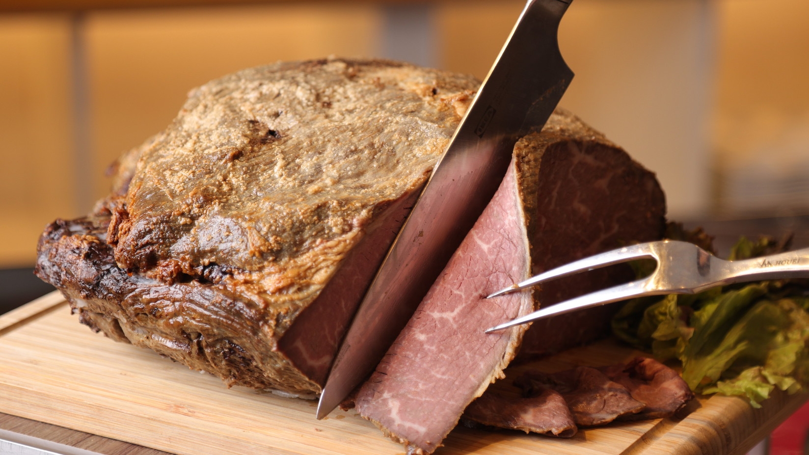 【朝食ビュッフェ付き】 博多駅博多口（B乗場）からバスで8分 肉の旨みと九州のごちそう和洋ビュッフェ