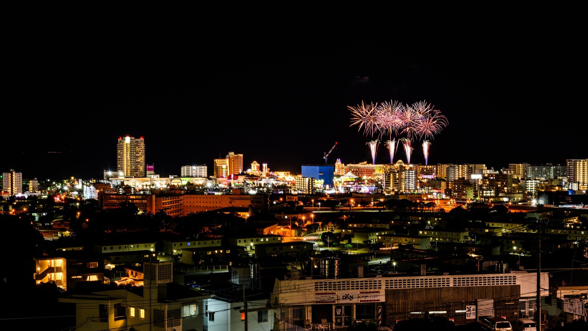 北谷町の花火（毎週土曜日）