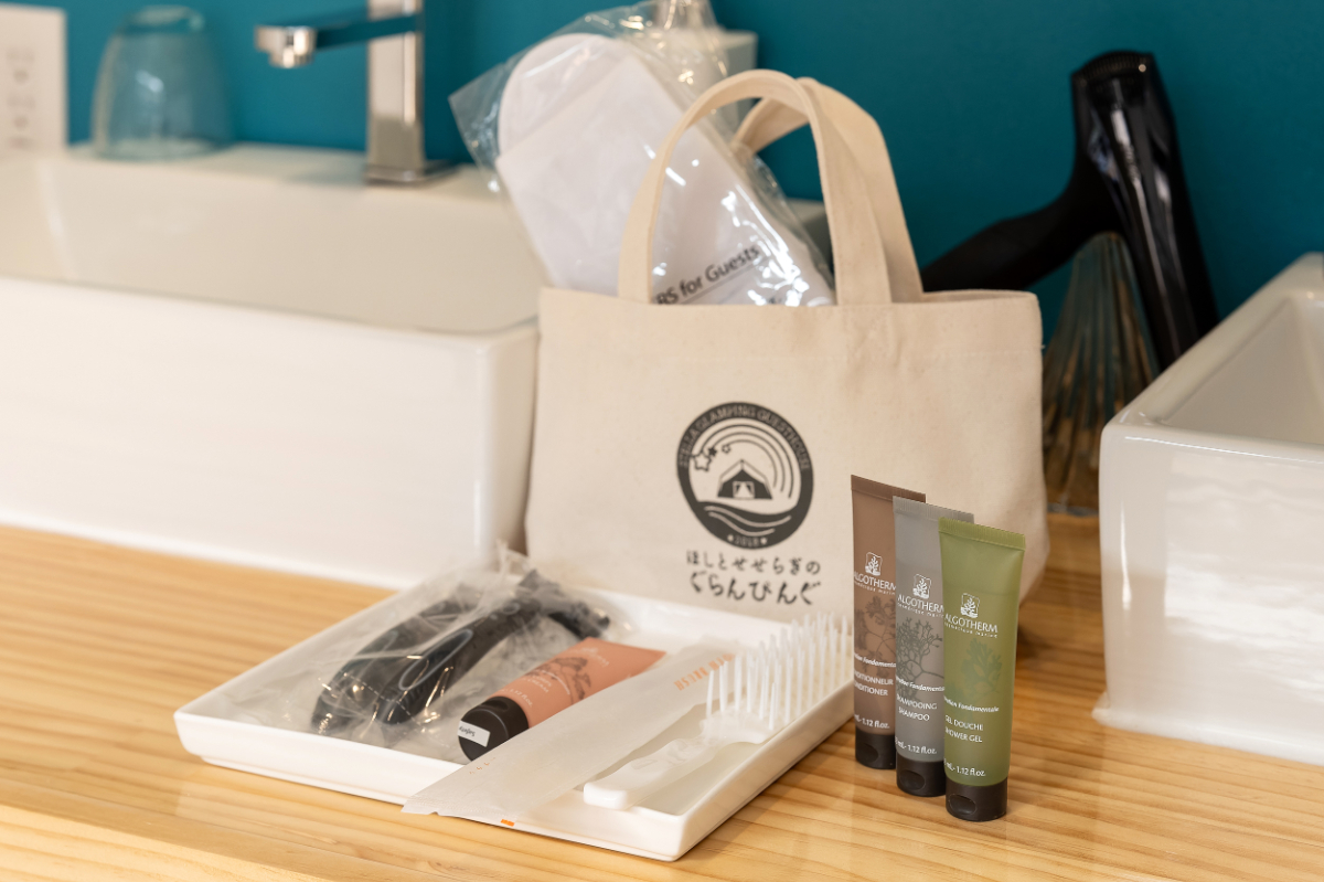 テント内アメニティ