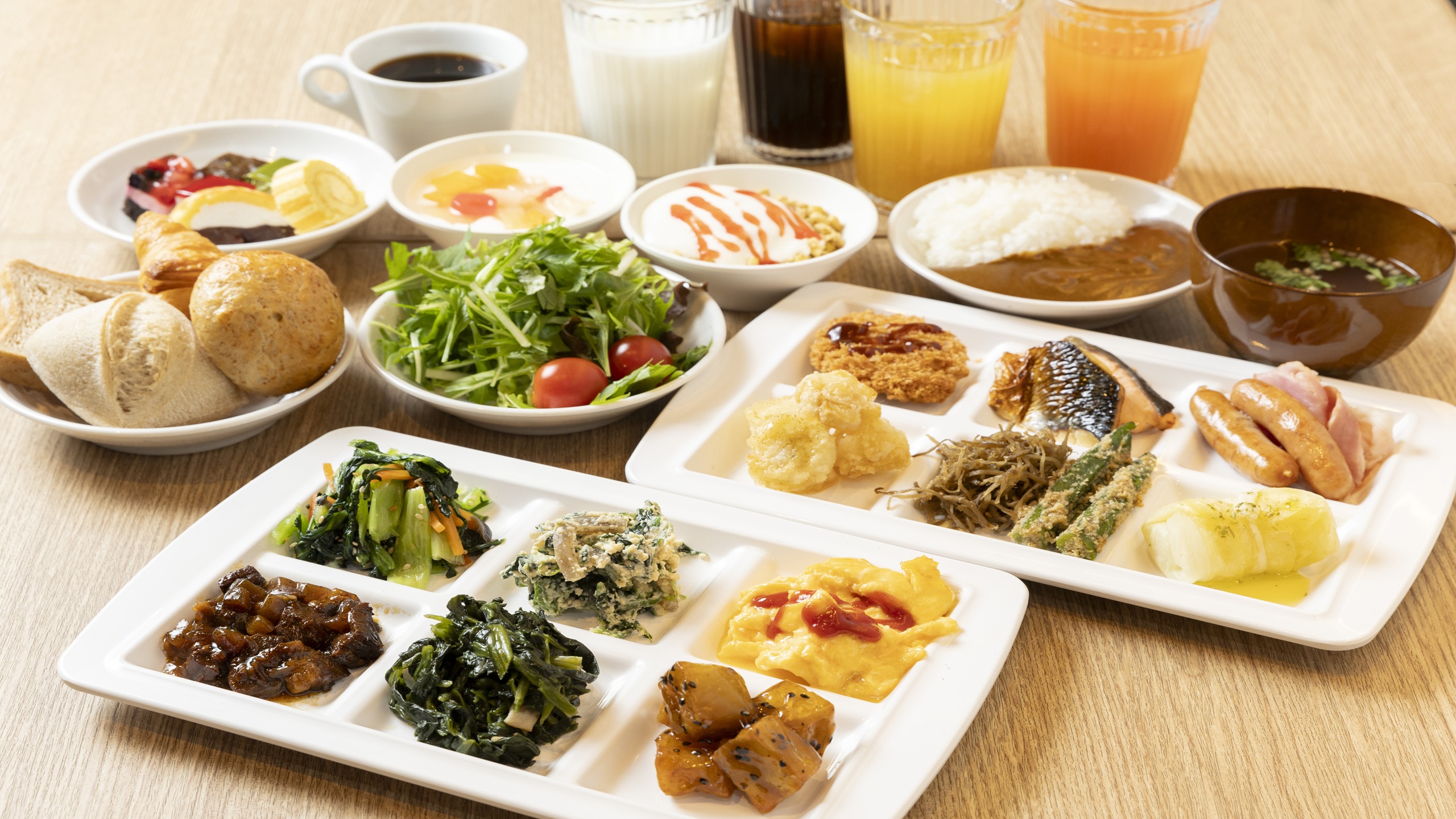 朝食バイキング①