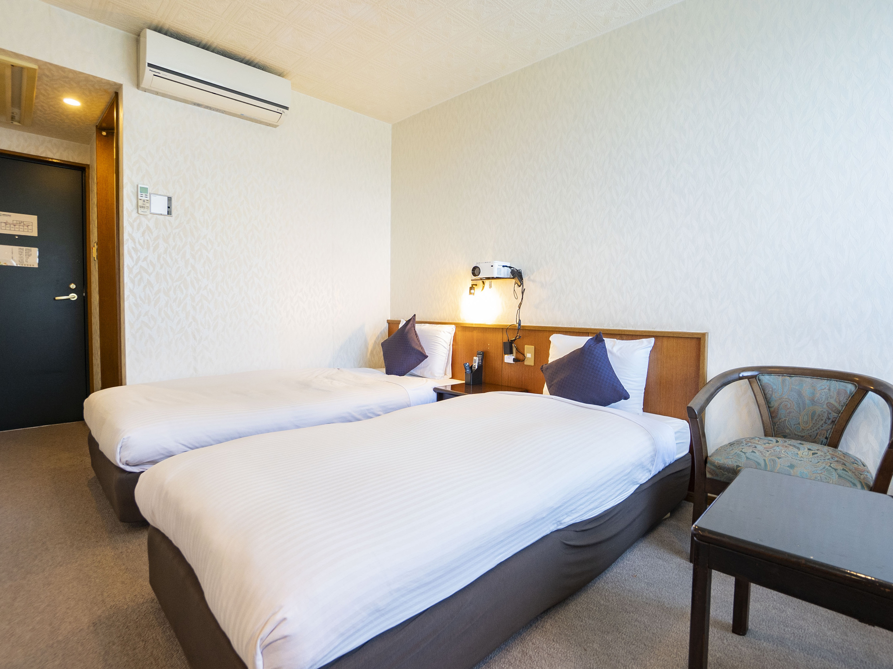 スタンダードツイン