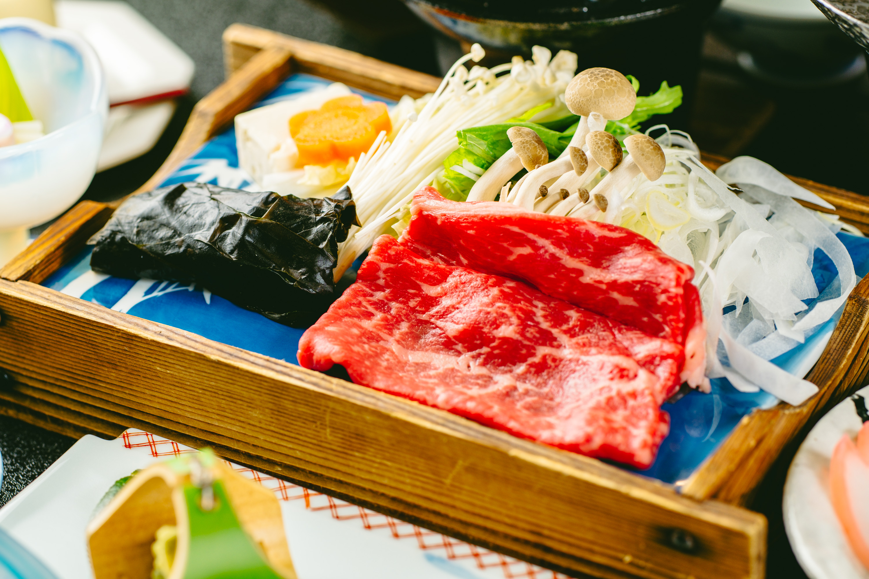 県産牛と早採り若布