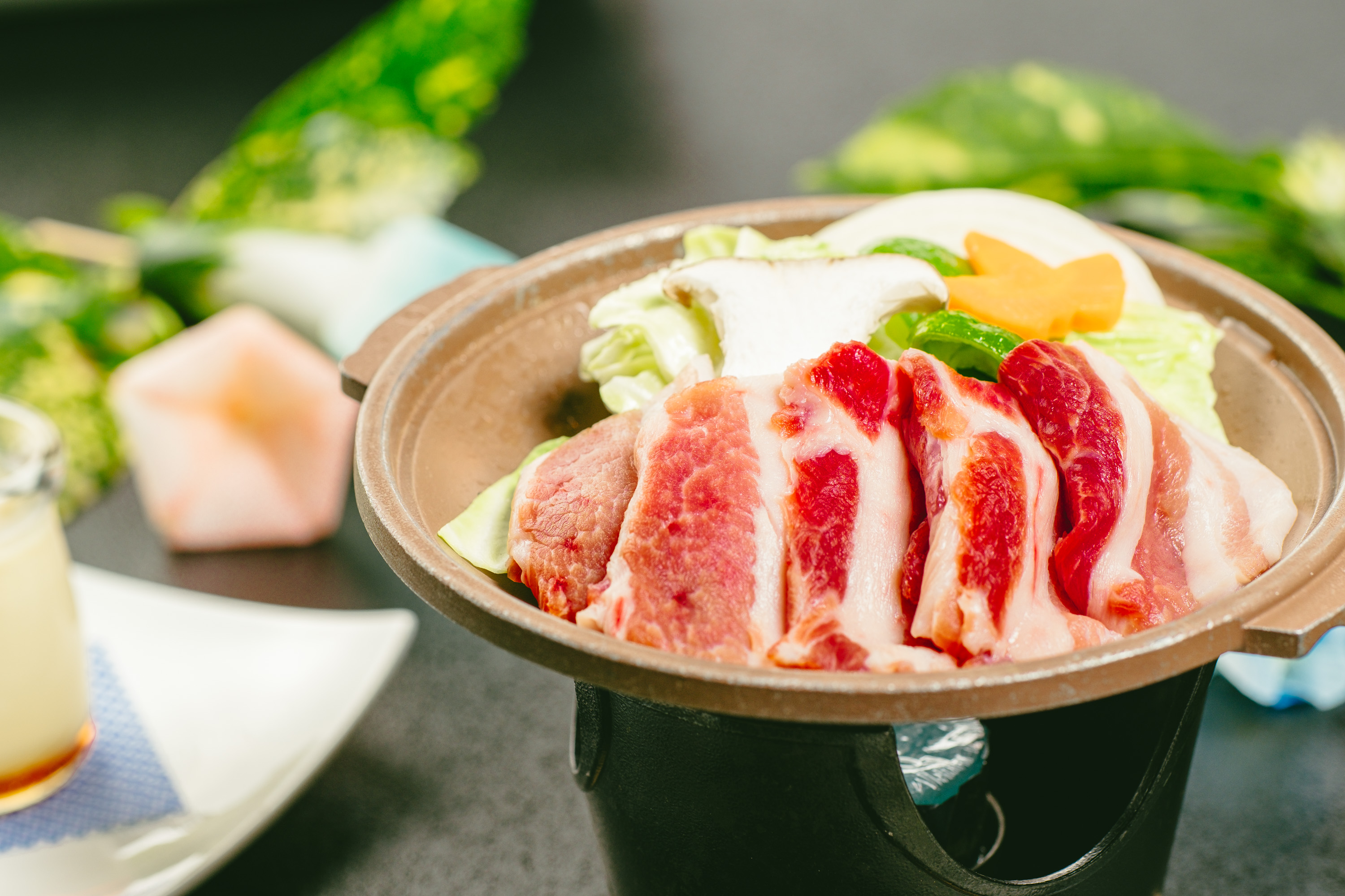 「平日シルバープラン」早池峰三元豚陶板焼き