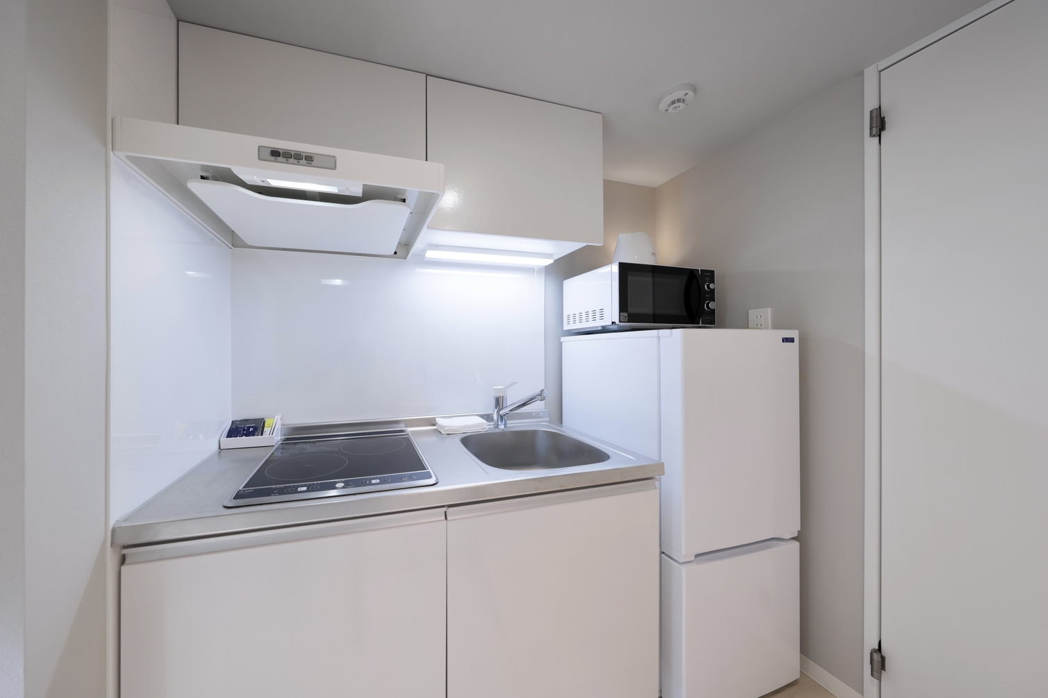 【早割60】ビジネス、観光に嬉しい好立地！全室話題のミラブルシャワー付（素泊まり）