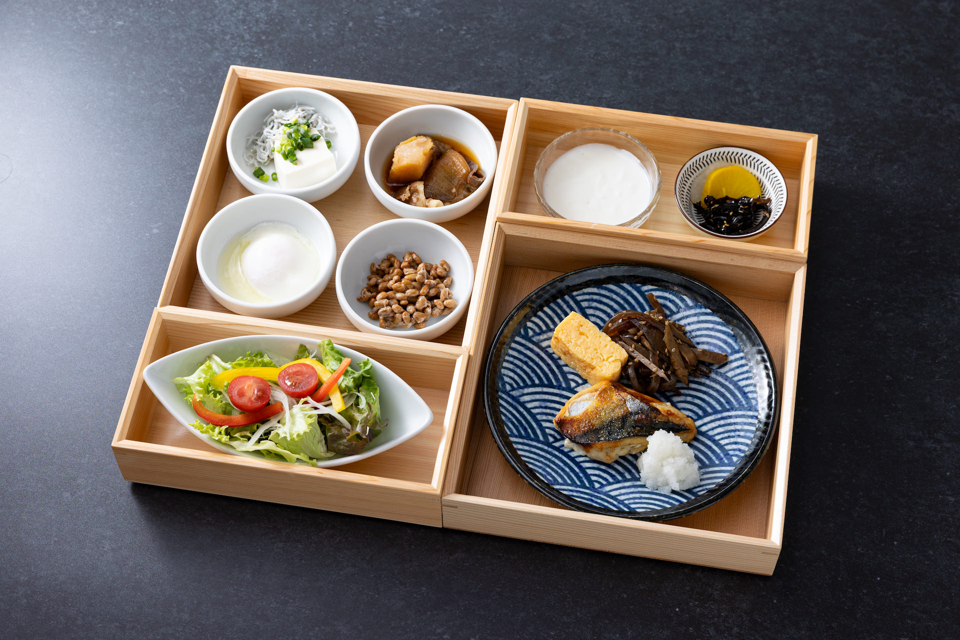 ＴＨＥ和食ご膳（生卵・納豆・焼魚）