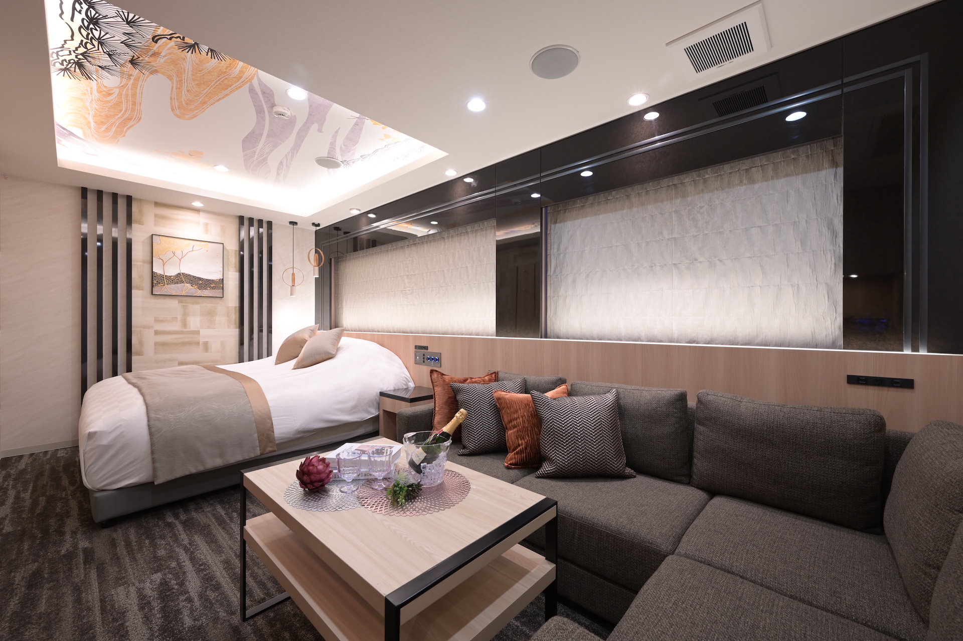 デラックスクイーンルーム