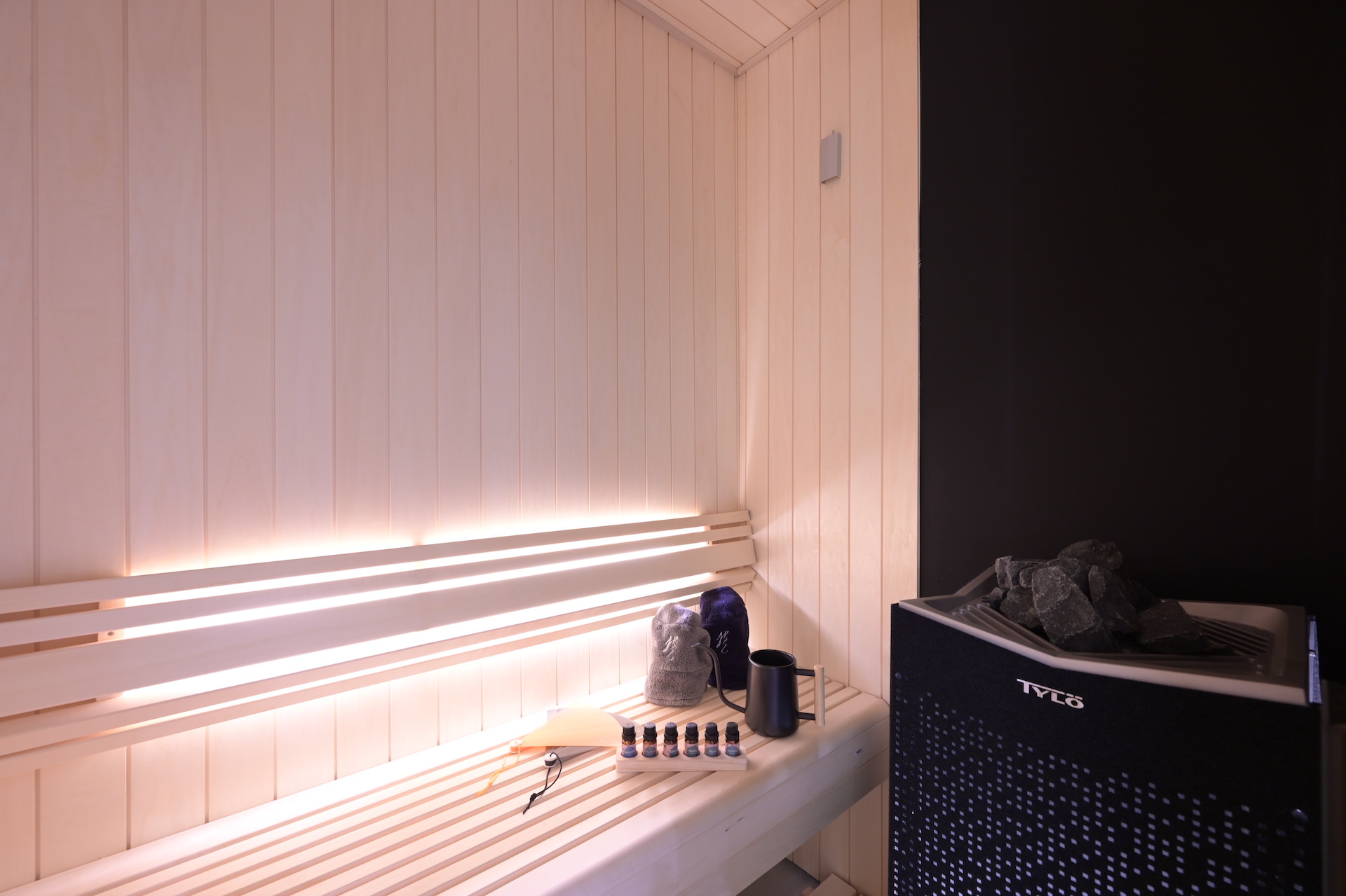 デラックスクイーンルーム