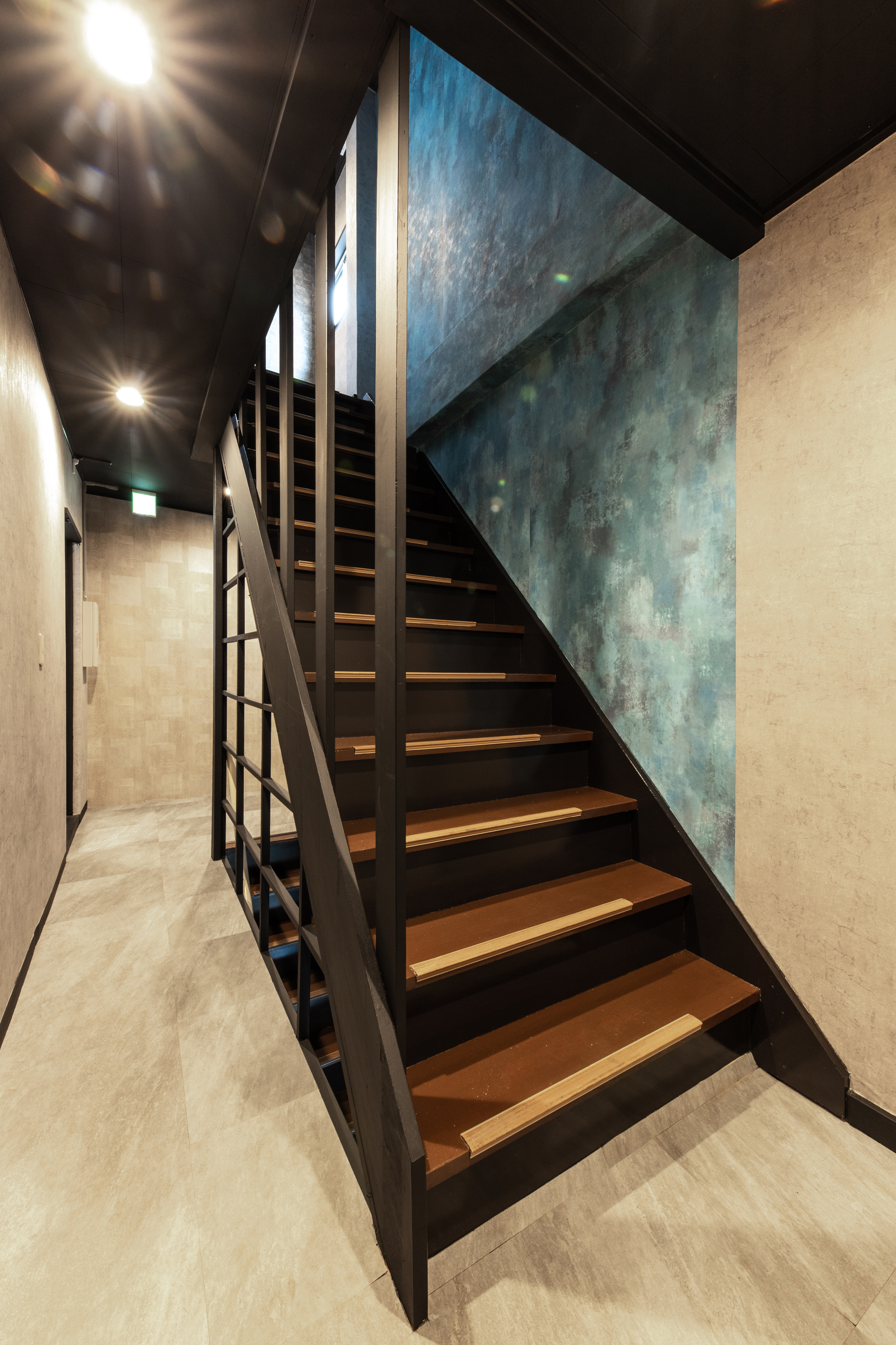 階段（共用部）