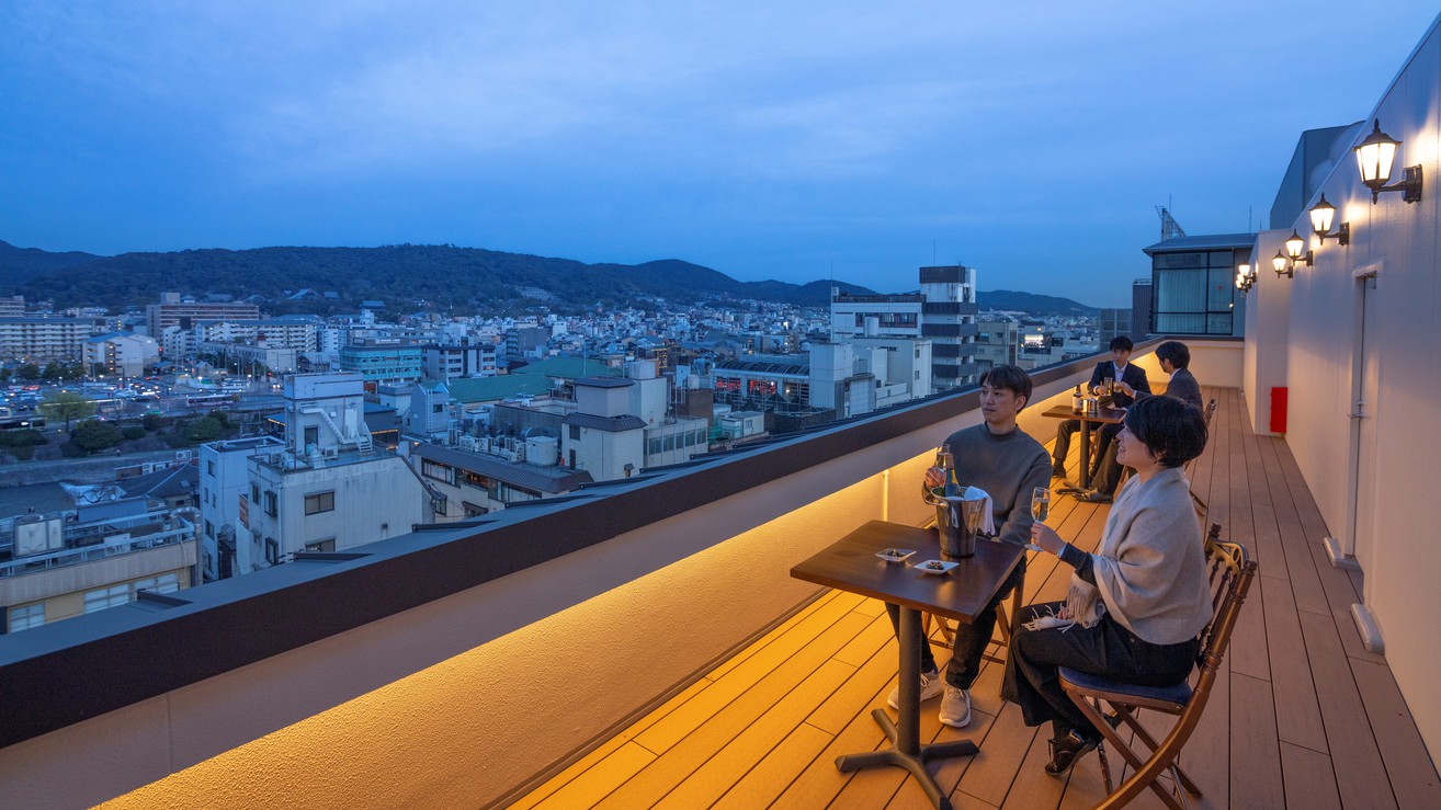 三条・河原町が徒歩圏内【厳選フレーバーティー飲み放題】●特別セール●期間限定！2泊以上で10％お得！