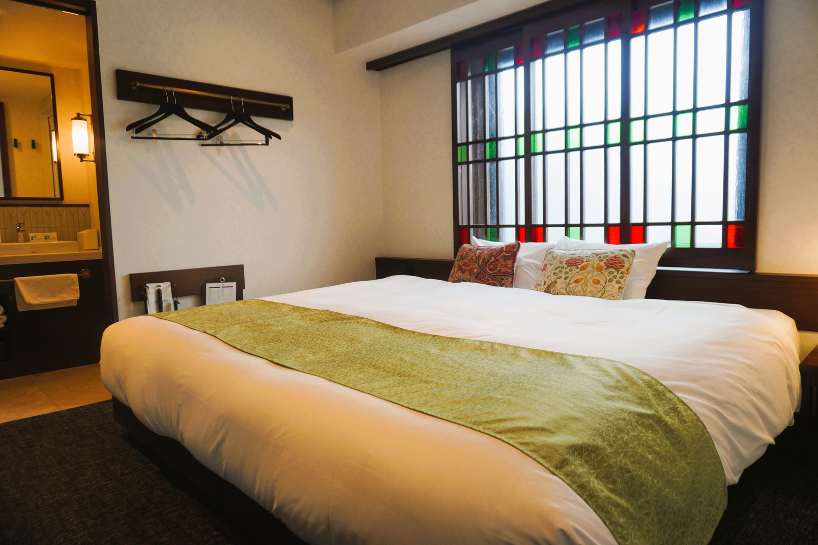 【禁煙】スーペリアキング【洗い場付バスルーム】