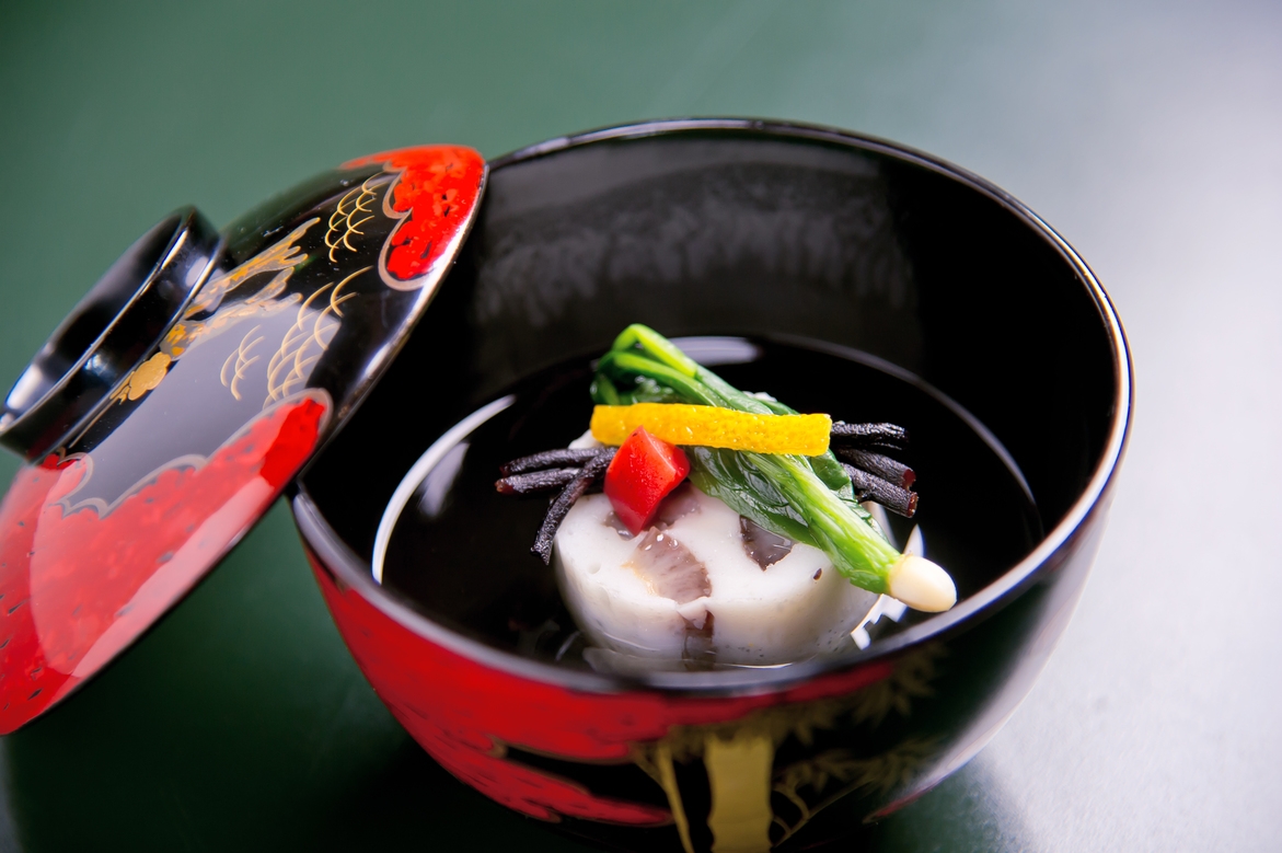 【ひとり旅！お食事処】ミシュラン北海道一ツ星獲得老舗旅館で食と自家源泉を愉しむご褒美旅＜2食付＞