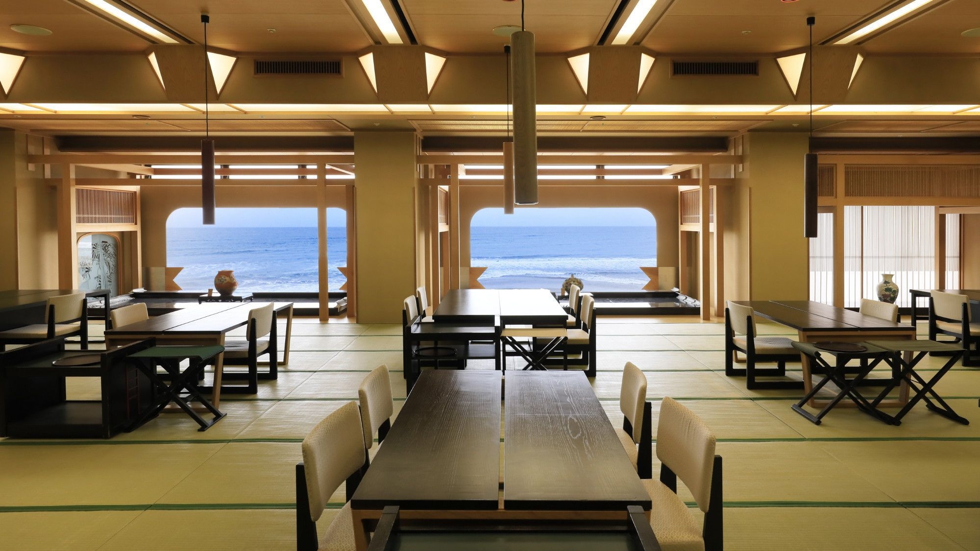 【10％OFF】【楽天スーパーSALE】創業100年の老舗旅館で懐石料理と自家源泉を満喫＜2食付＞