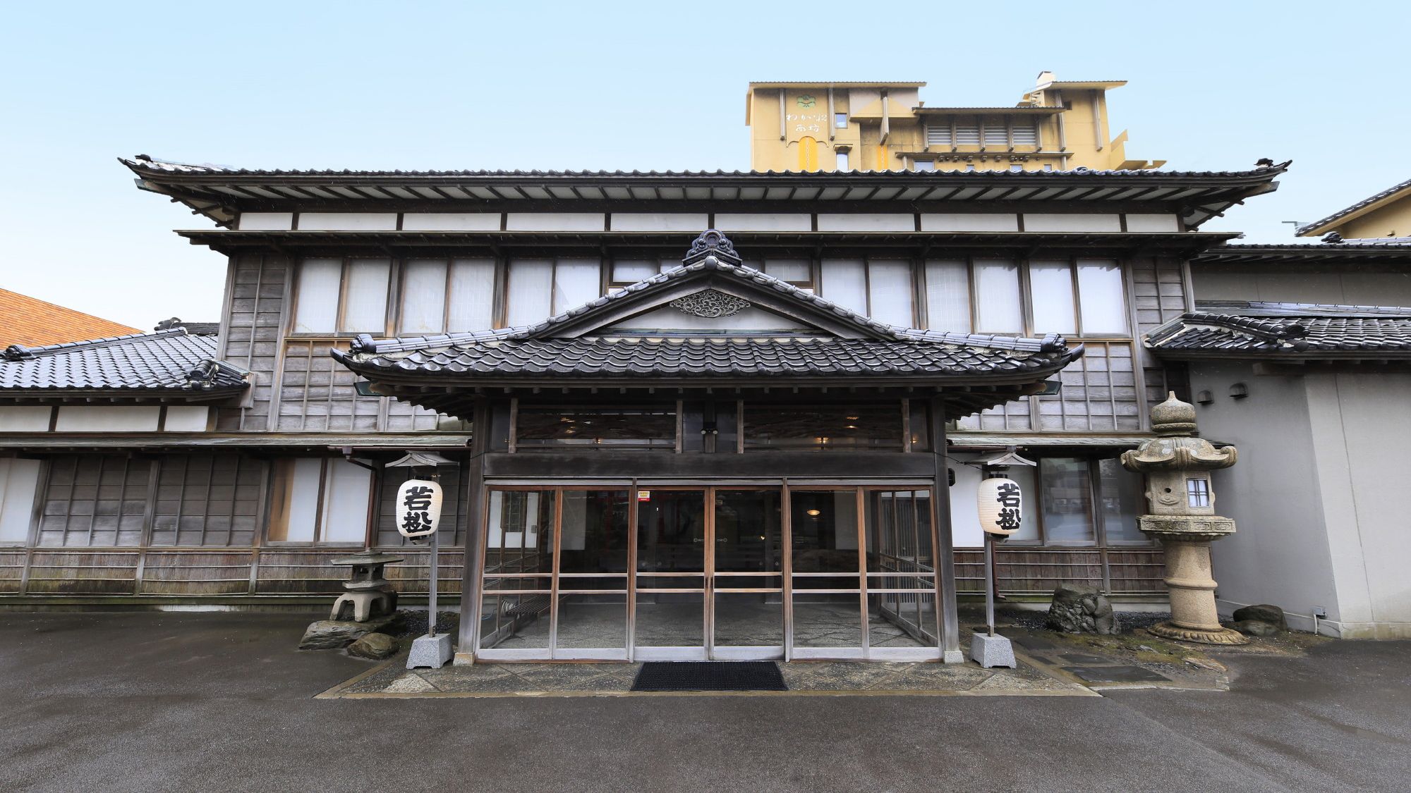 【外観】大正時代より続く創業100周年を迎えた老舗割烹旅館