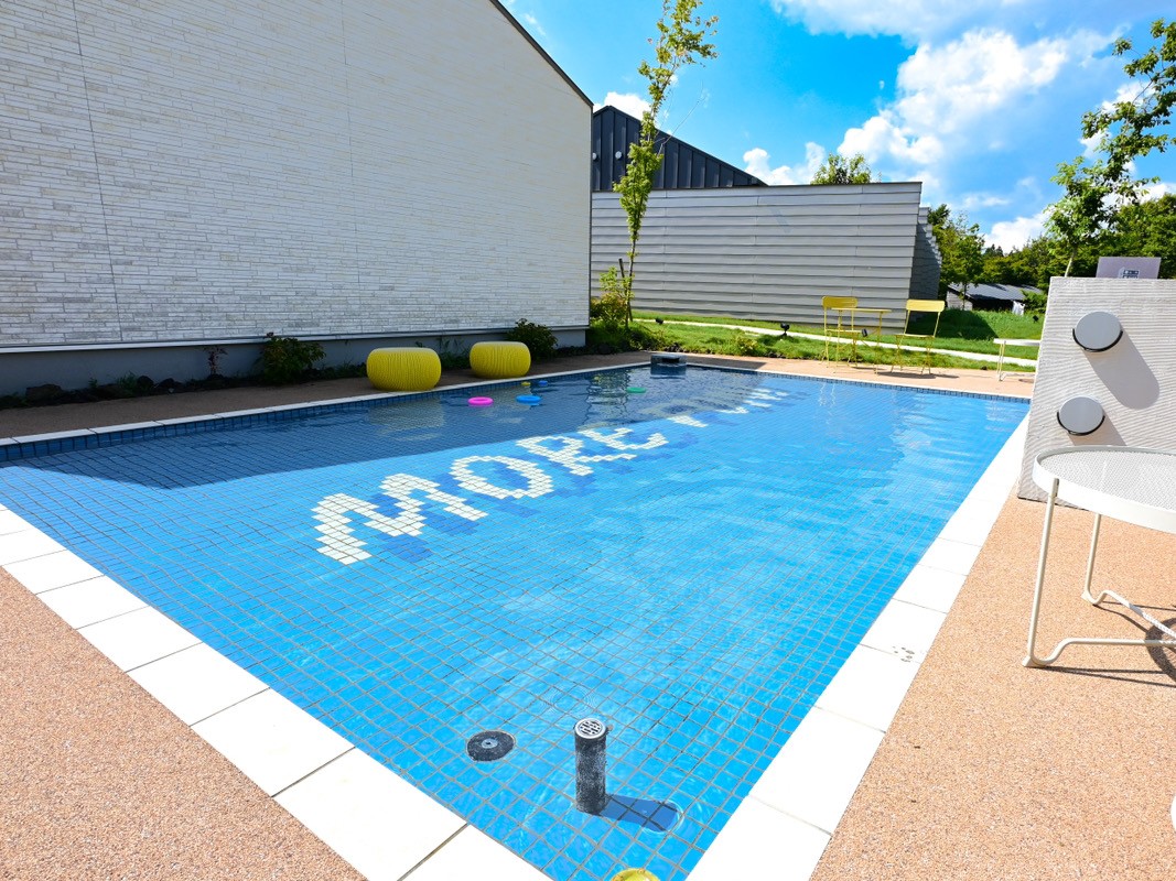 【／Aqua Terrace】夏限定！12時～19時までプールとして自由にご利用いただけます。