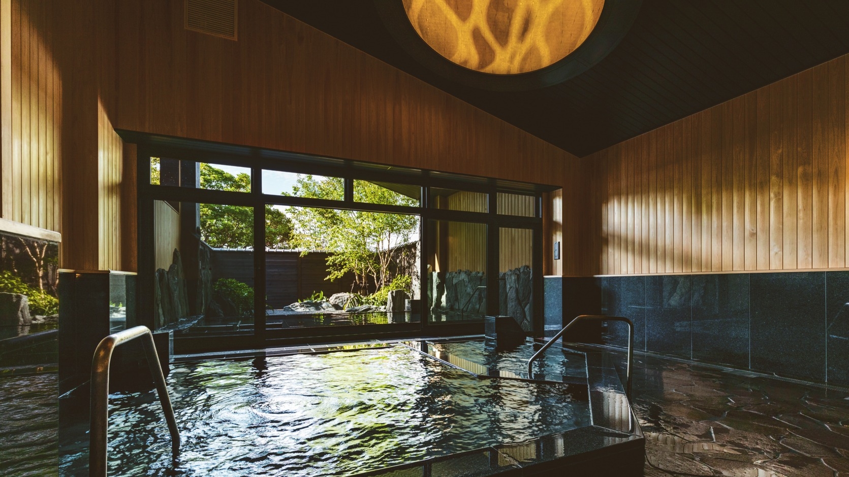 【日本秘湯を守る会　入会記念割】■20％OFF■希少ラドン泉で癒す美肌湯宿旅（夕朝食付き）
