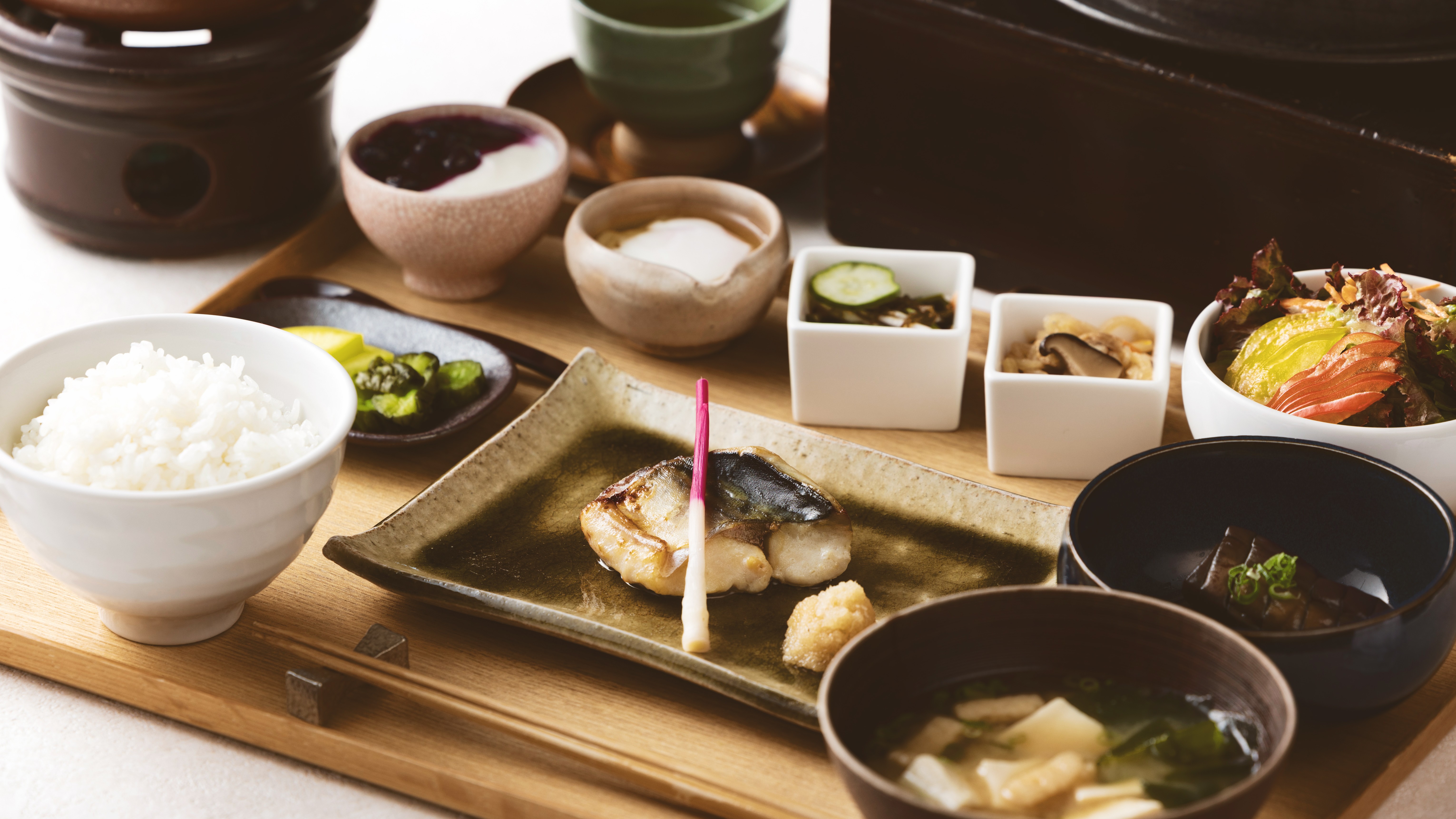 朝食一例 (和食)