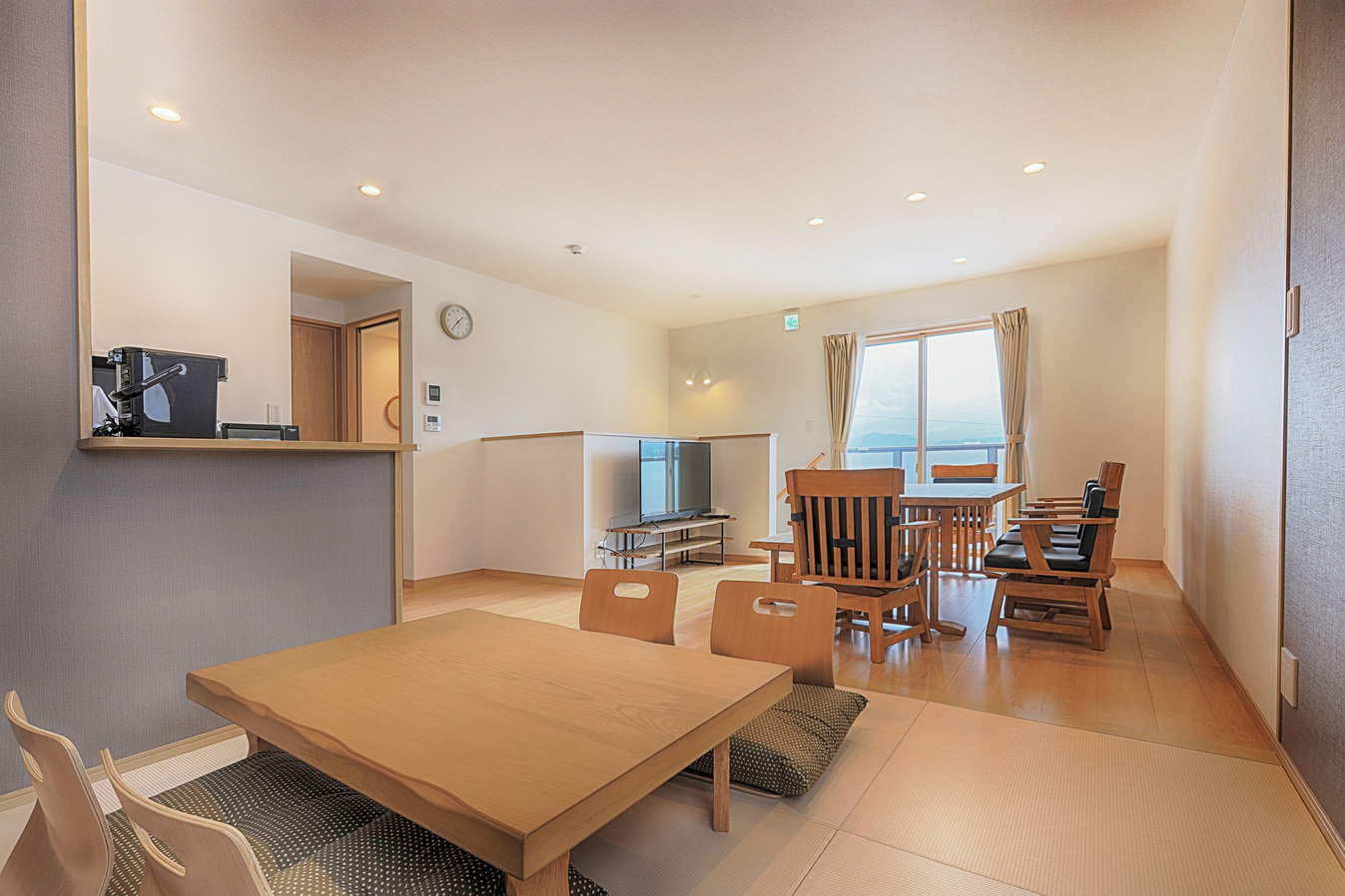 【富士山眺望可！3LDK】2階建て1棟貸しヴィラ＜Aもみじ＞