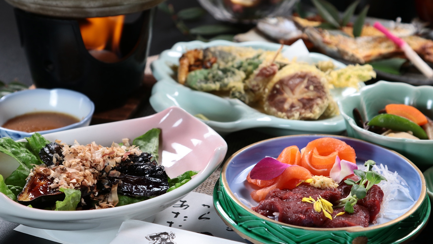 【ほたる鑑賞】初夏の風物詩★幻想的なほたるの舞-2食付-≪朝夕個室食・貸切風呂≫