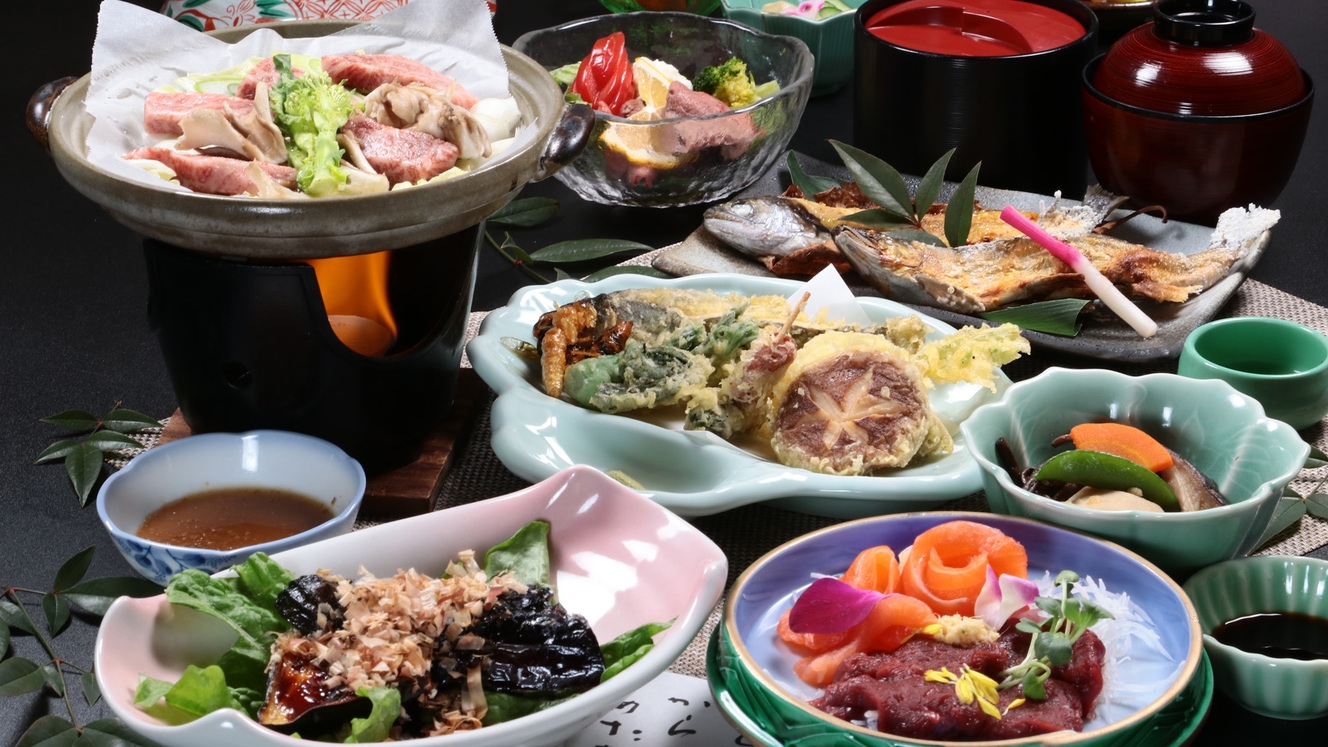 【グレードアップ-2食付-】旬の食材×絶品里山料理≪朝夕個室食・貸切風呂≫