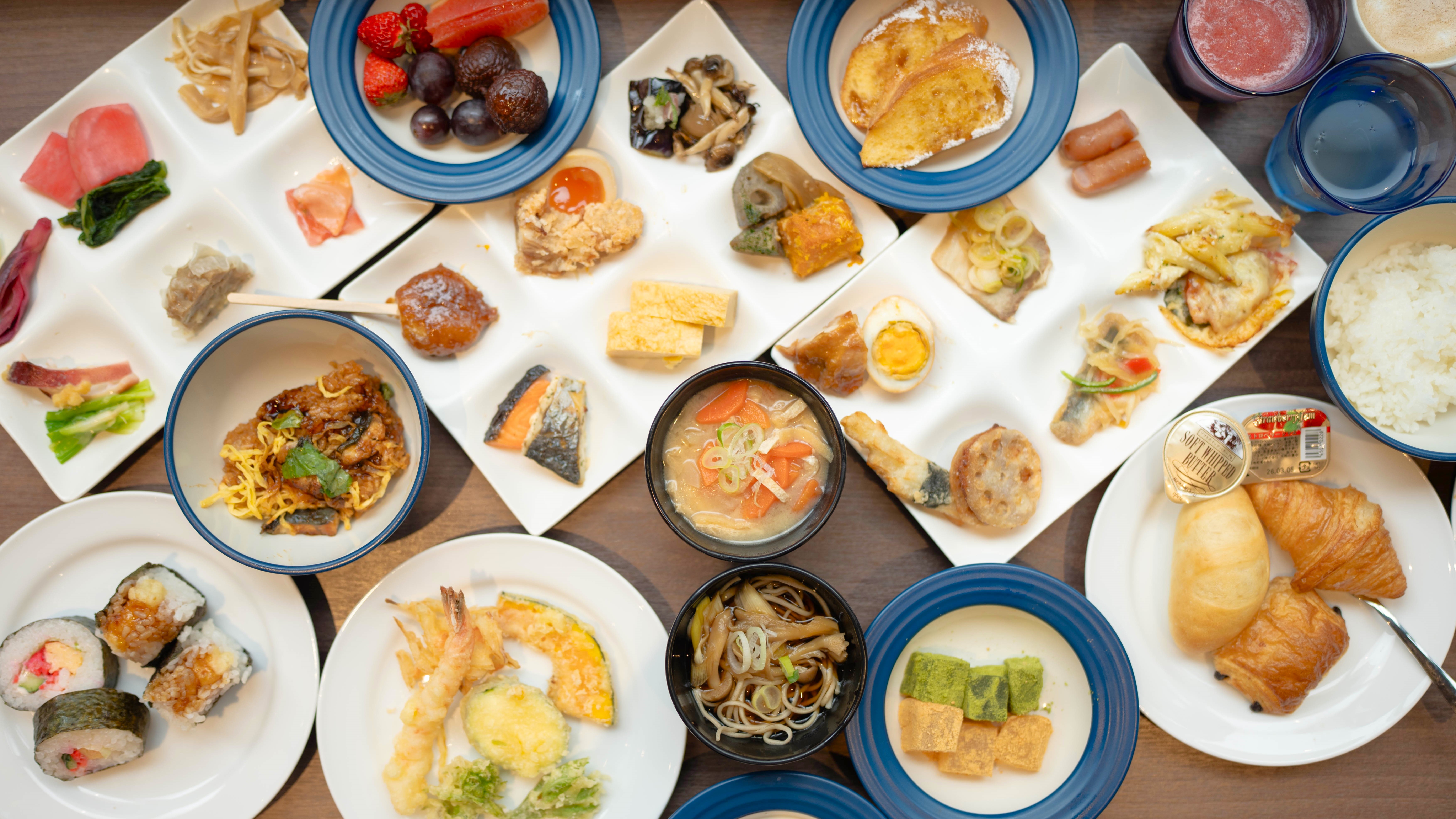 信州のおいしいが満載　朝食ブッフェ