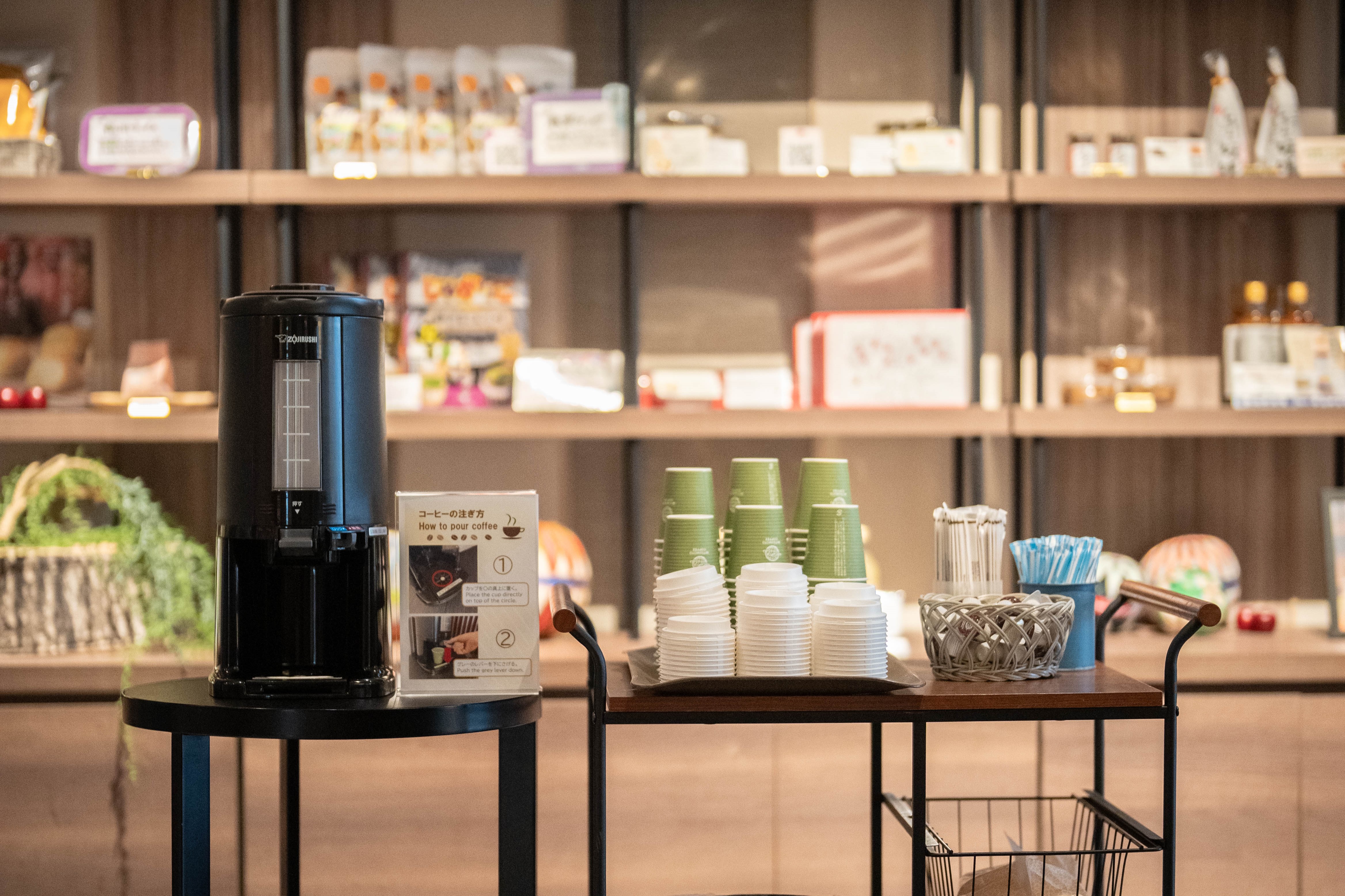 毎朝5：30～モーニングコーヒーサービスを行っております