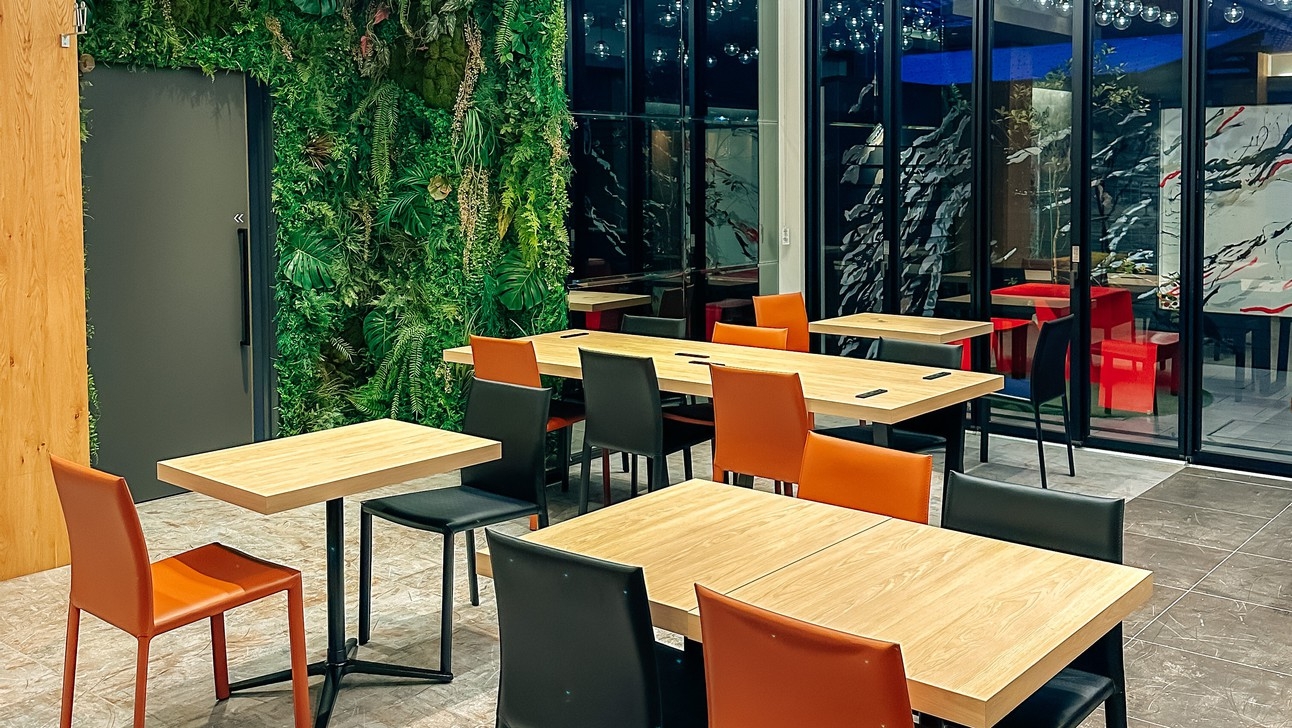 24Hゲストラウンジをあなたの”京都オフィス”に。Wifi完備ワ—ケーションステイ（素泊まり）