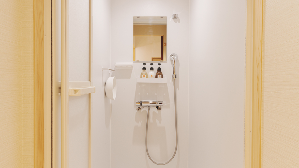 シャワー室