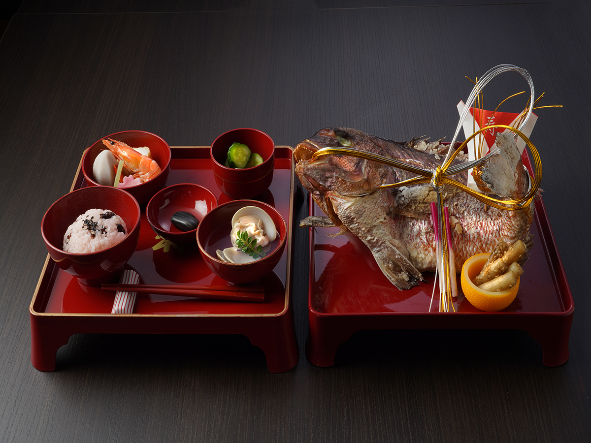 函館湯の川温泉　海と灯／ヒューイットリゾート　お食事イメージ