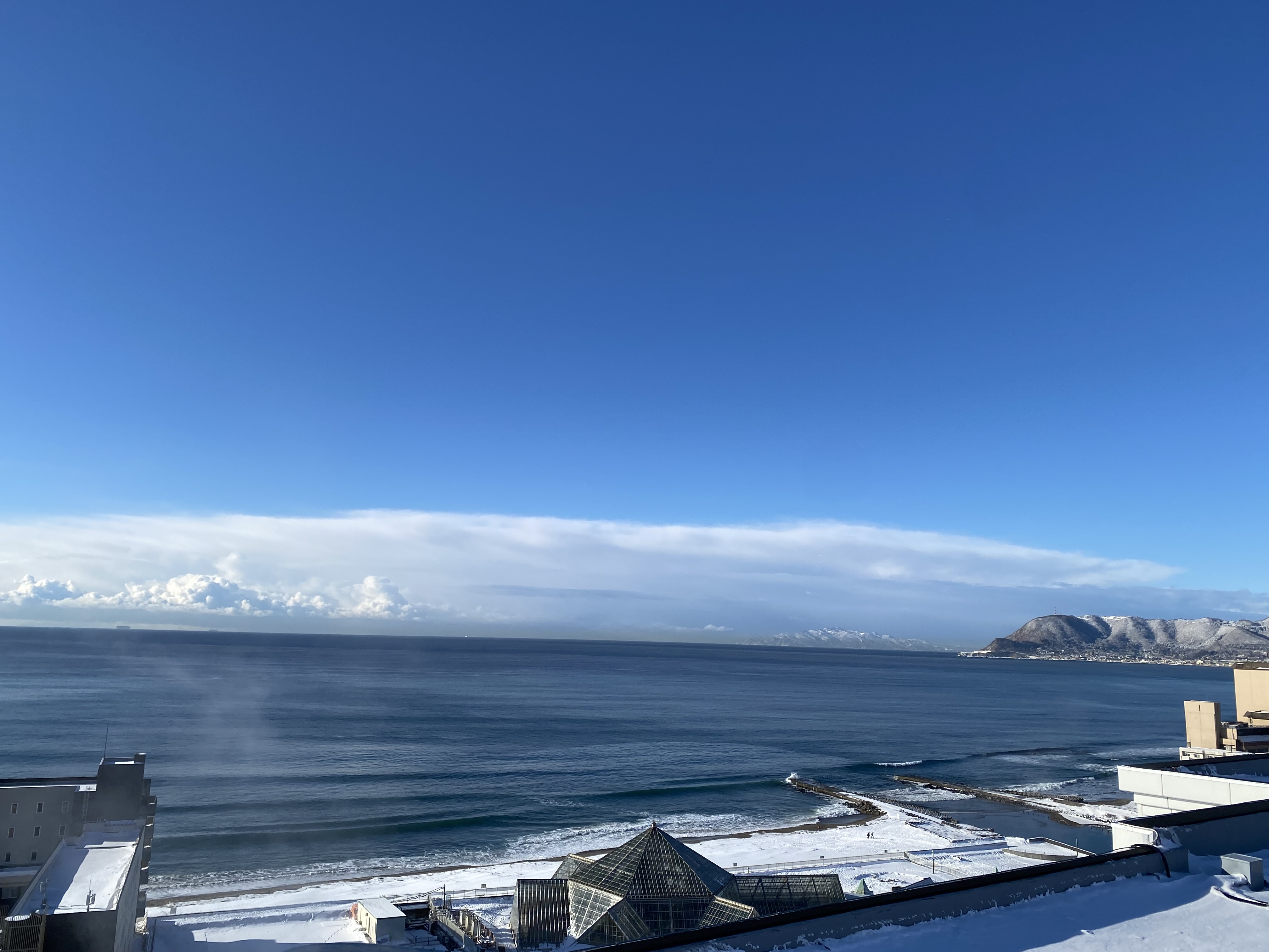津軽海峡　晴冬景色